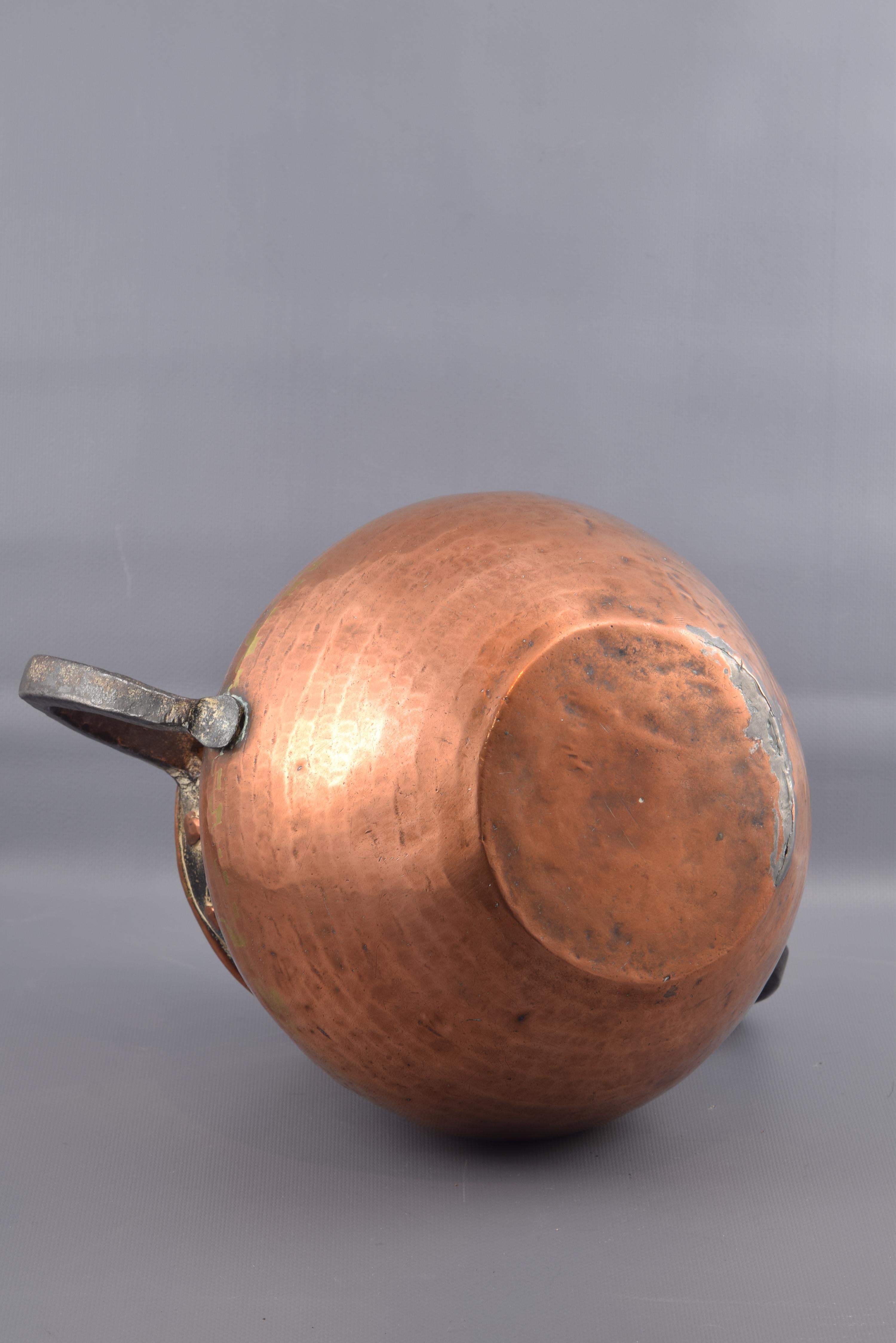 Copper Container with Two Handles, 18th Century In Fair Condition In Madrid, ES