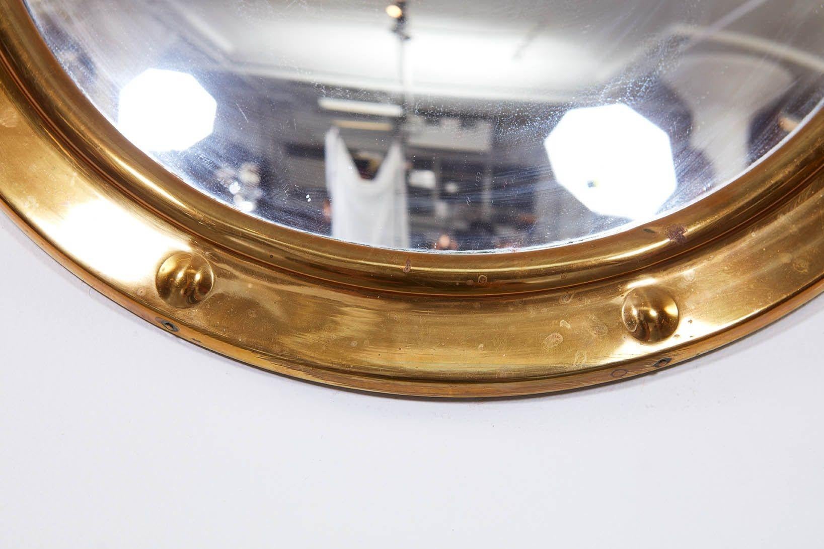 Copper Convex Mirror In Good Condition For Sale In Greenwich, CT