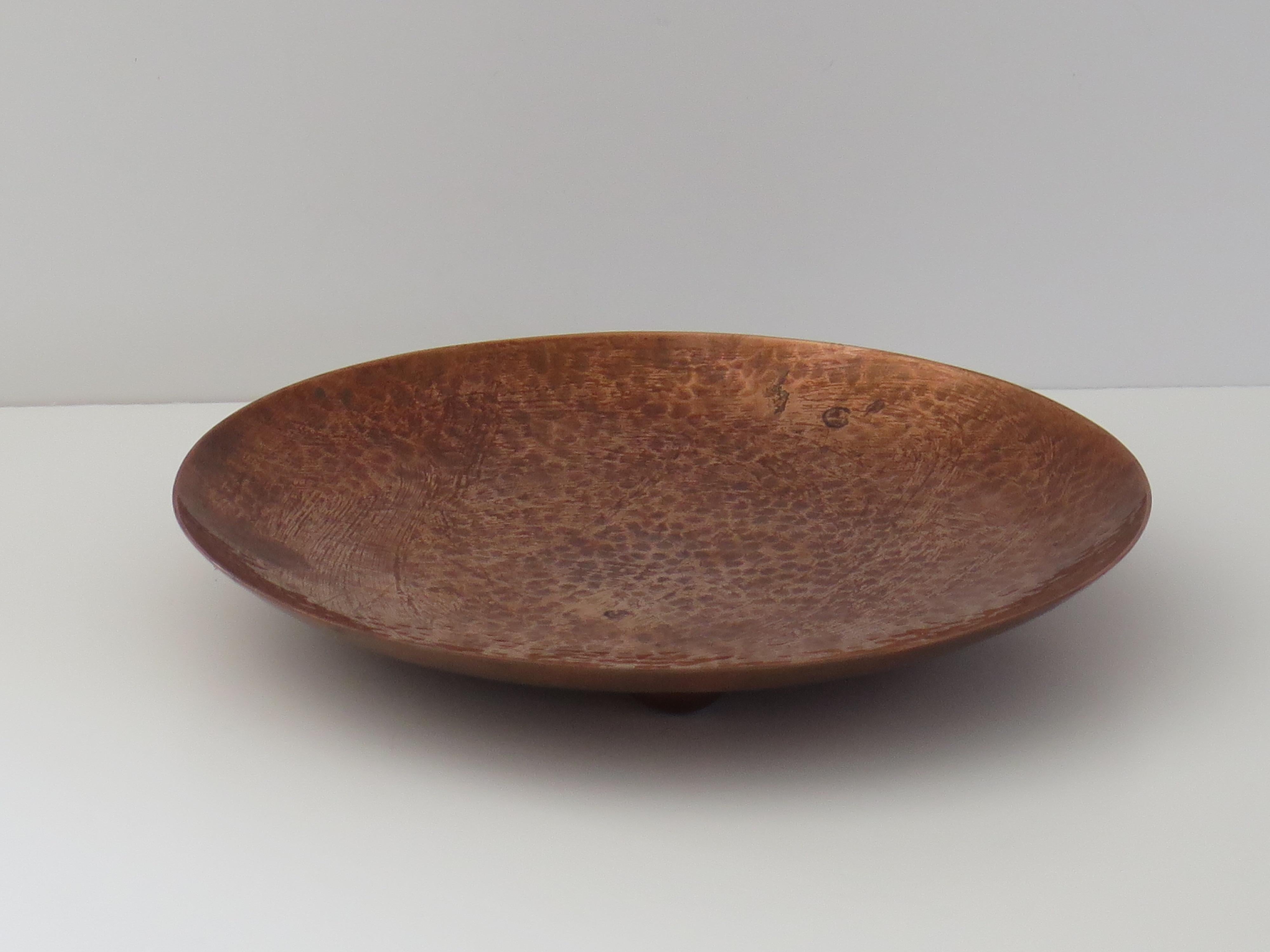 Copper Dish Handmade by Harold Barnes Yorkshire in Arts & Crafts Style, Ca 1950 For Sale 1