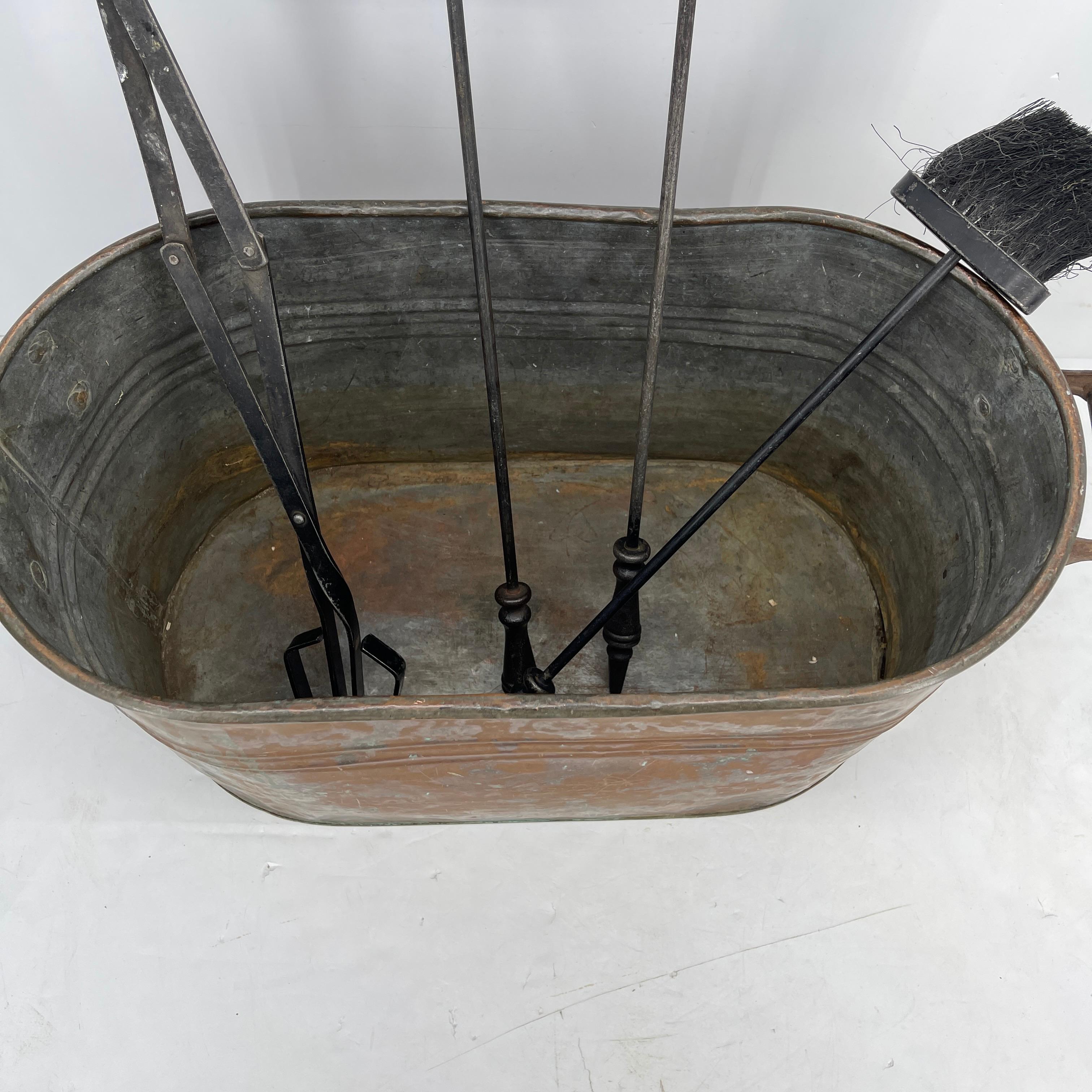 Early 19th Century Copper Fireplace Log Bucket with Black Iron Tools, 19th Century French Napoleon