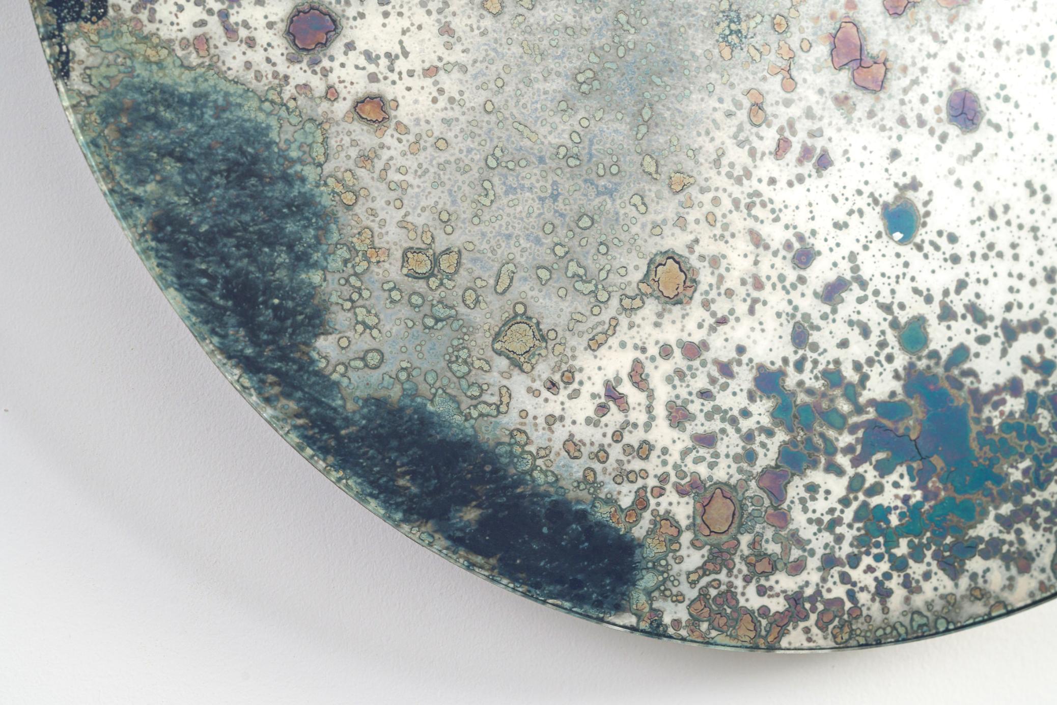 XXI secolo e contemporaneo Specchio di rame con luna lampeggiante in vendita