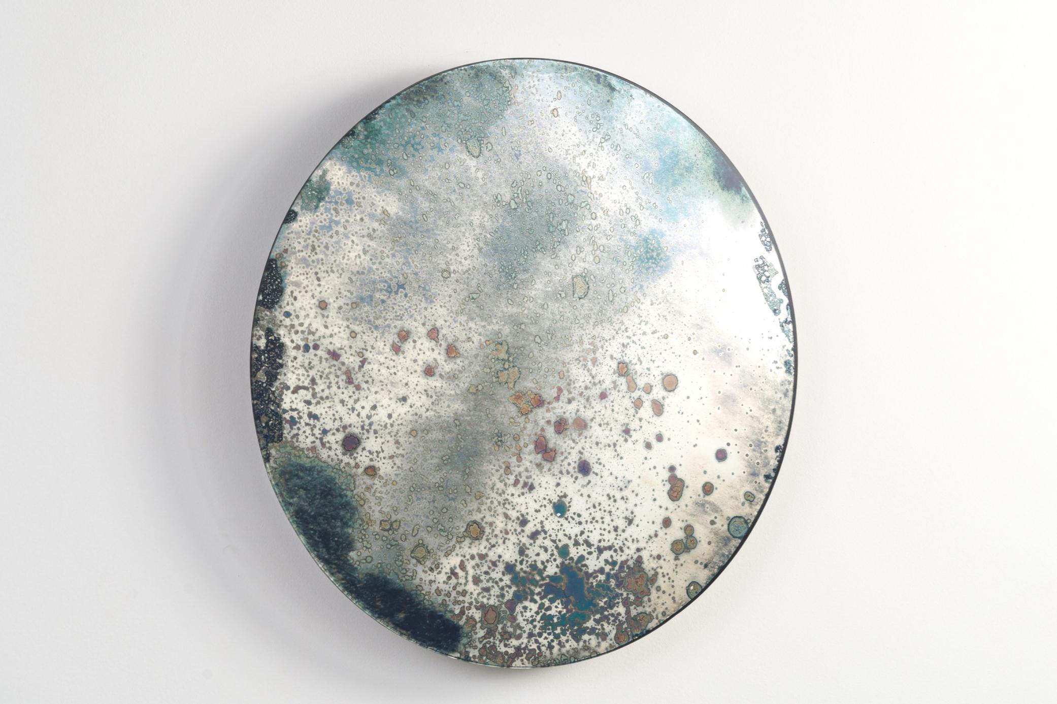 Specchio di rame con luna lampeggiante in vendita 1