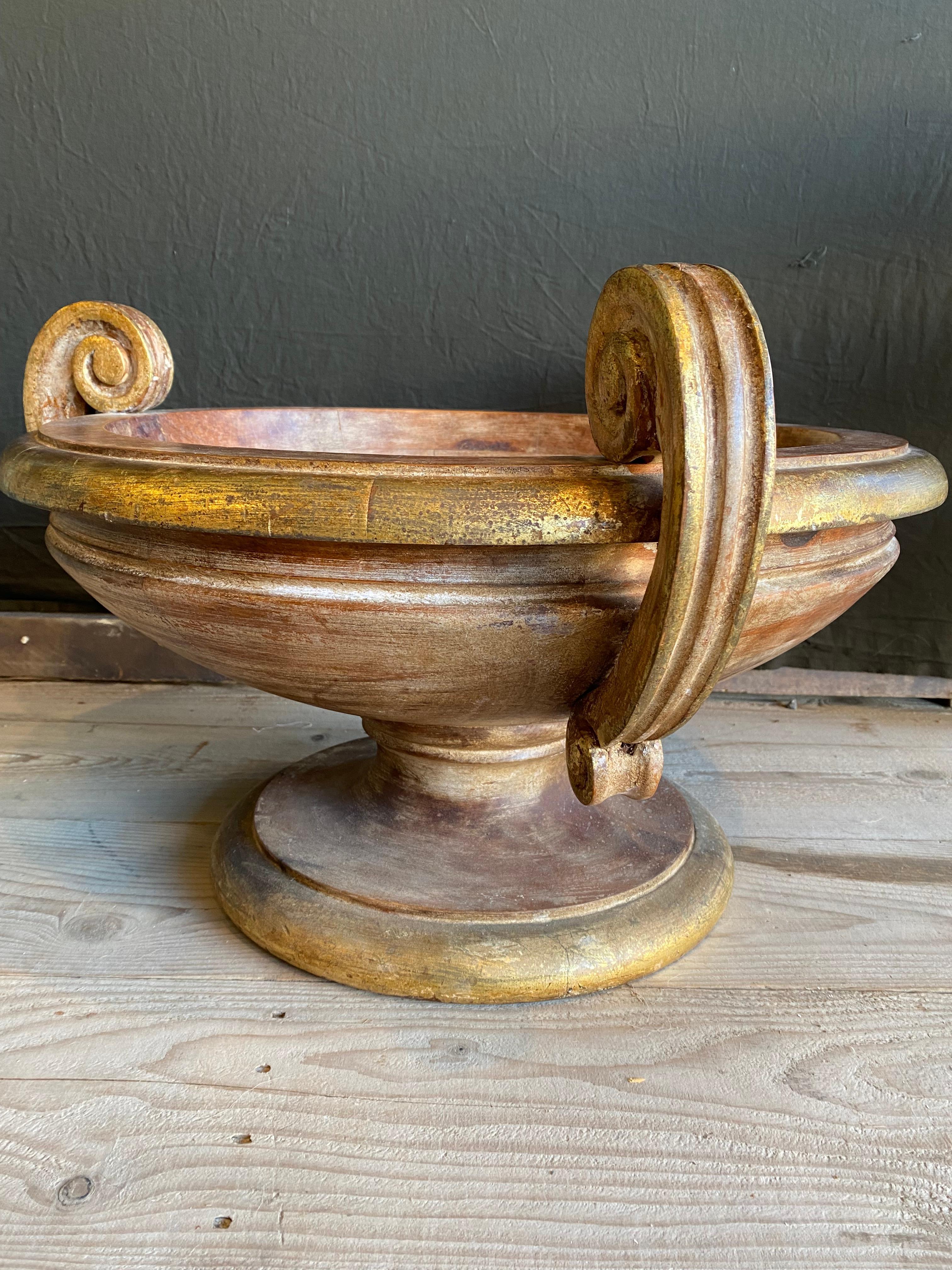 French copper-gilded wooden basin