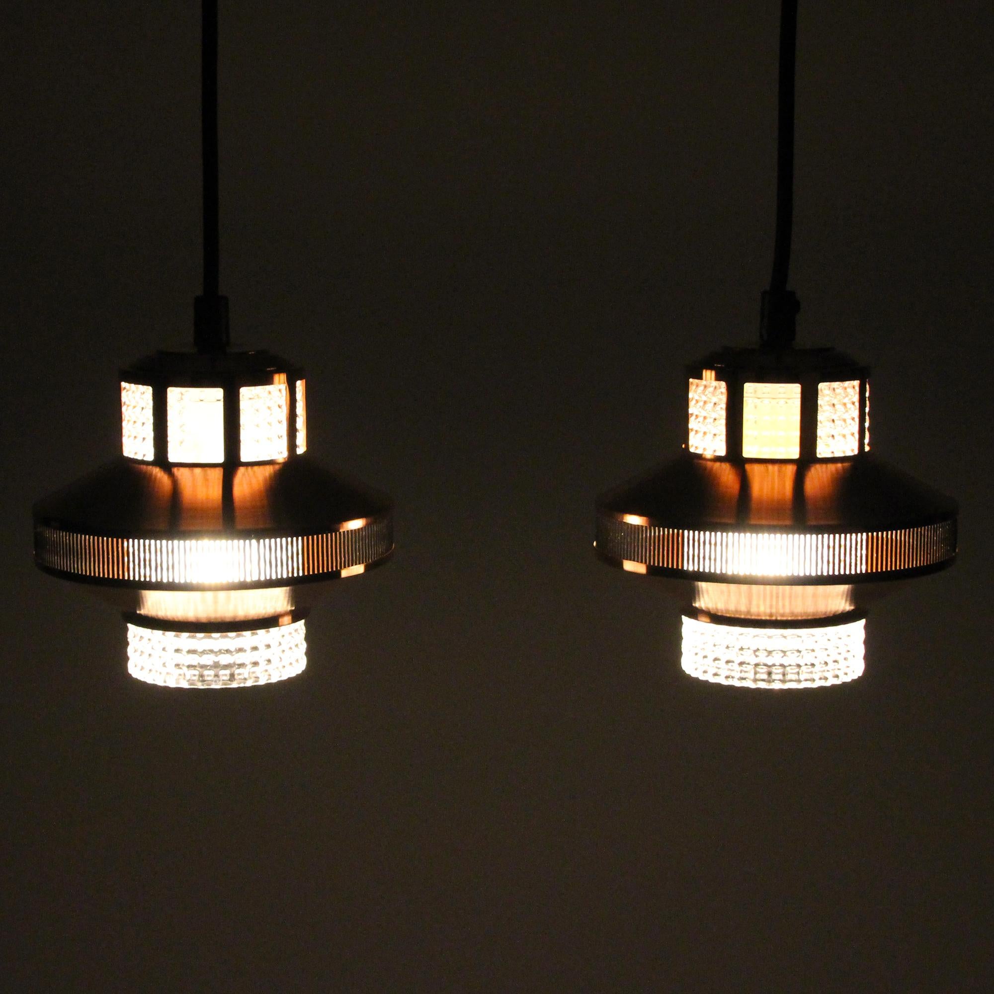 Mid-20th Century Copper & Glass Pendant Lights, 1960s, Pair of Beautiful Danish Copper and Presse