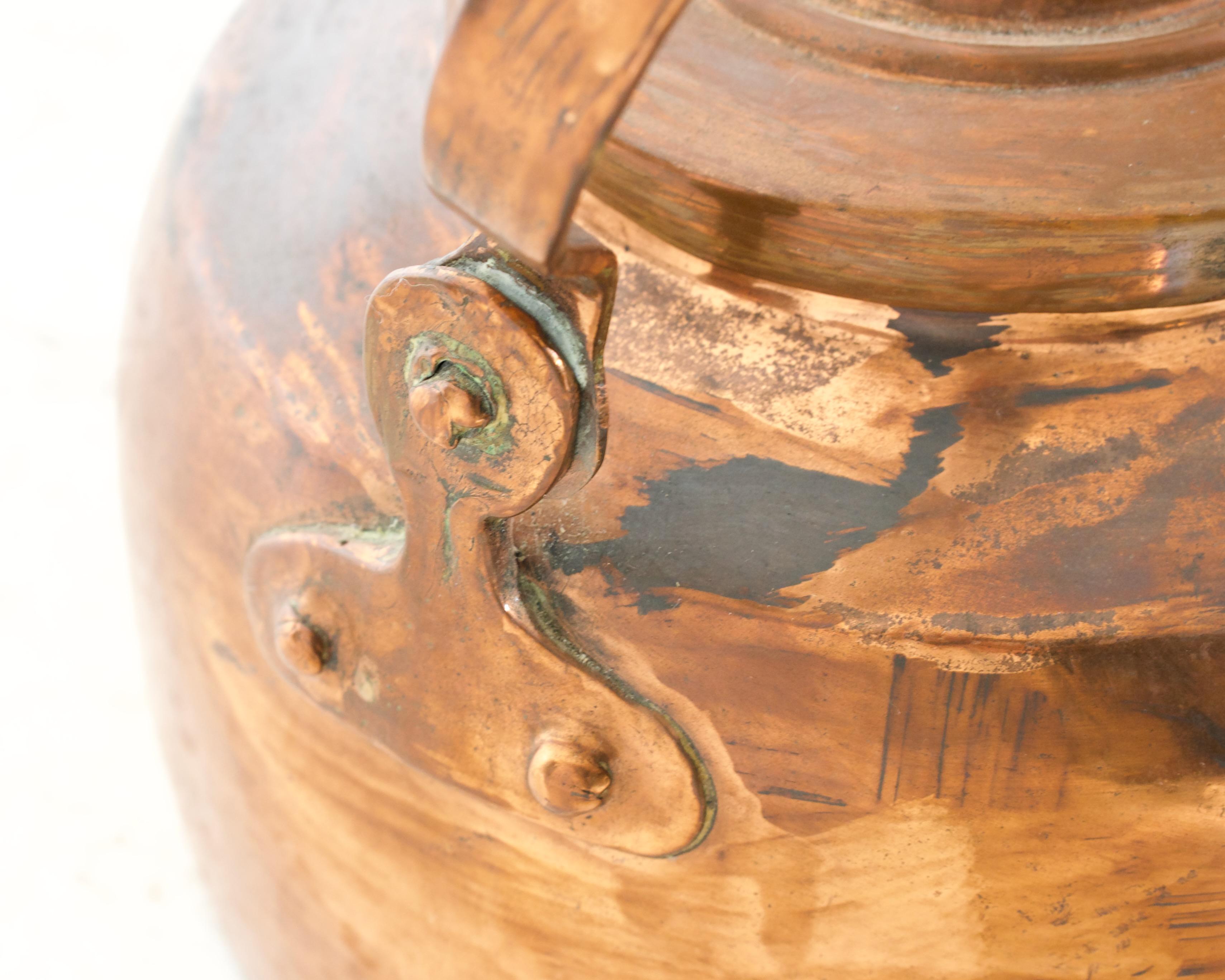 Copper Handmade Kettles, circa 1750-1770 In Good Condition For Sale In Aalsgaarde, DK