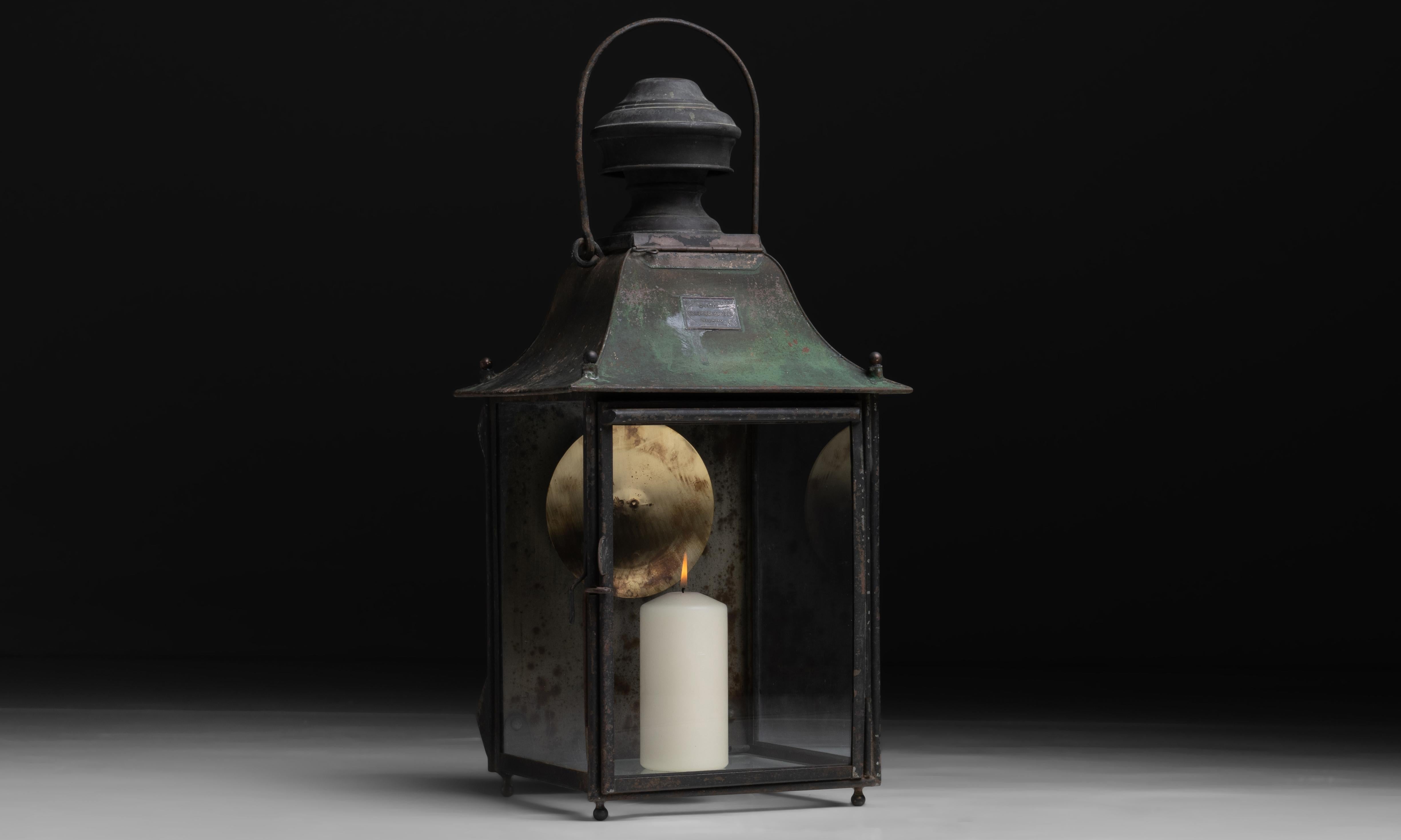 Copper Lantern

Made in Italy Circa 1880

Marked Ditta Colombo e Bareggi – MILANO”

Measures 12.25