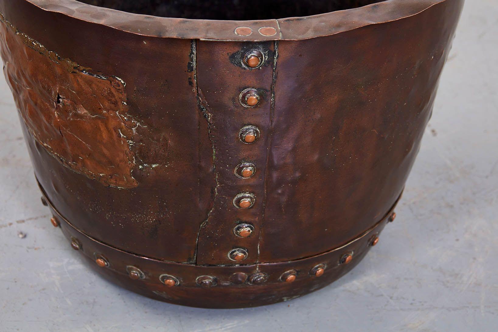 Copper Log Bin In Distressed Condition In Greenwich, CT