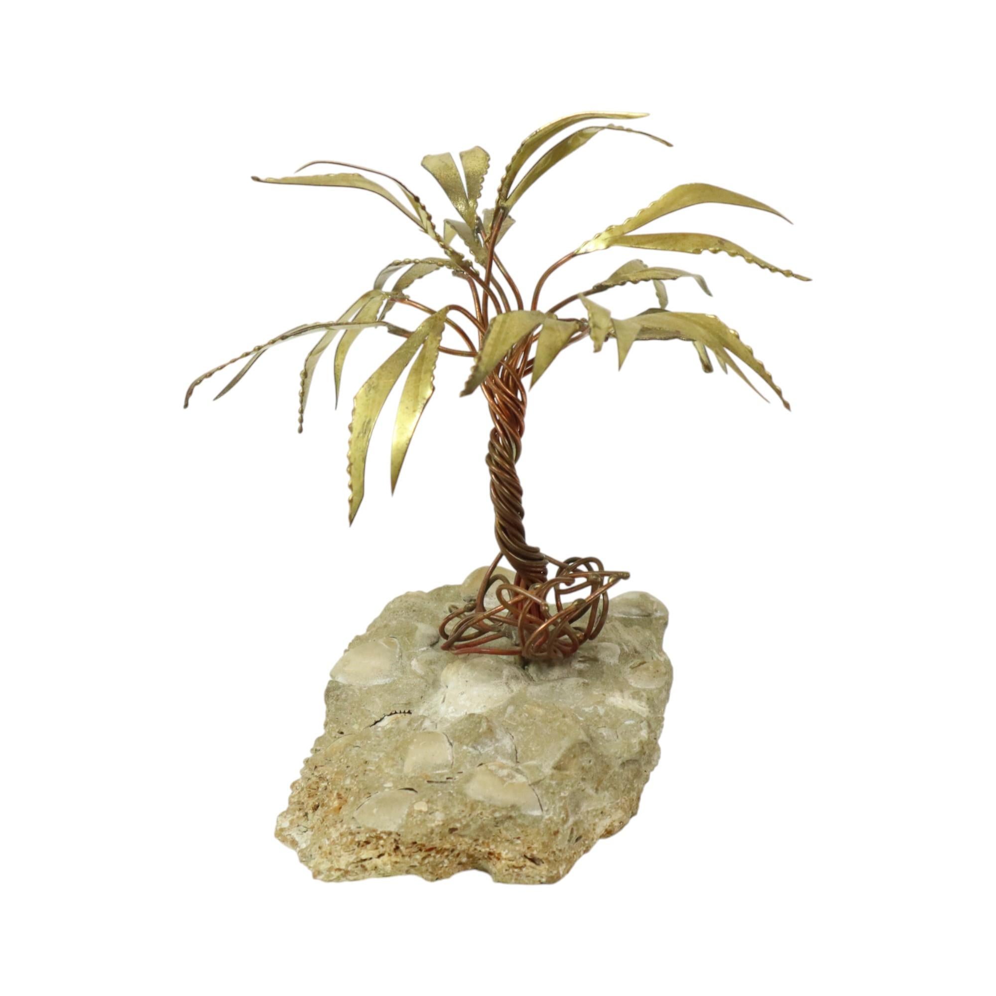 Fatto a mano Scultura in rame di palma su roccia Daniel d'Haeseleer 17 cm in vendita