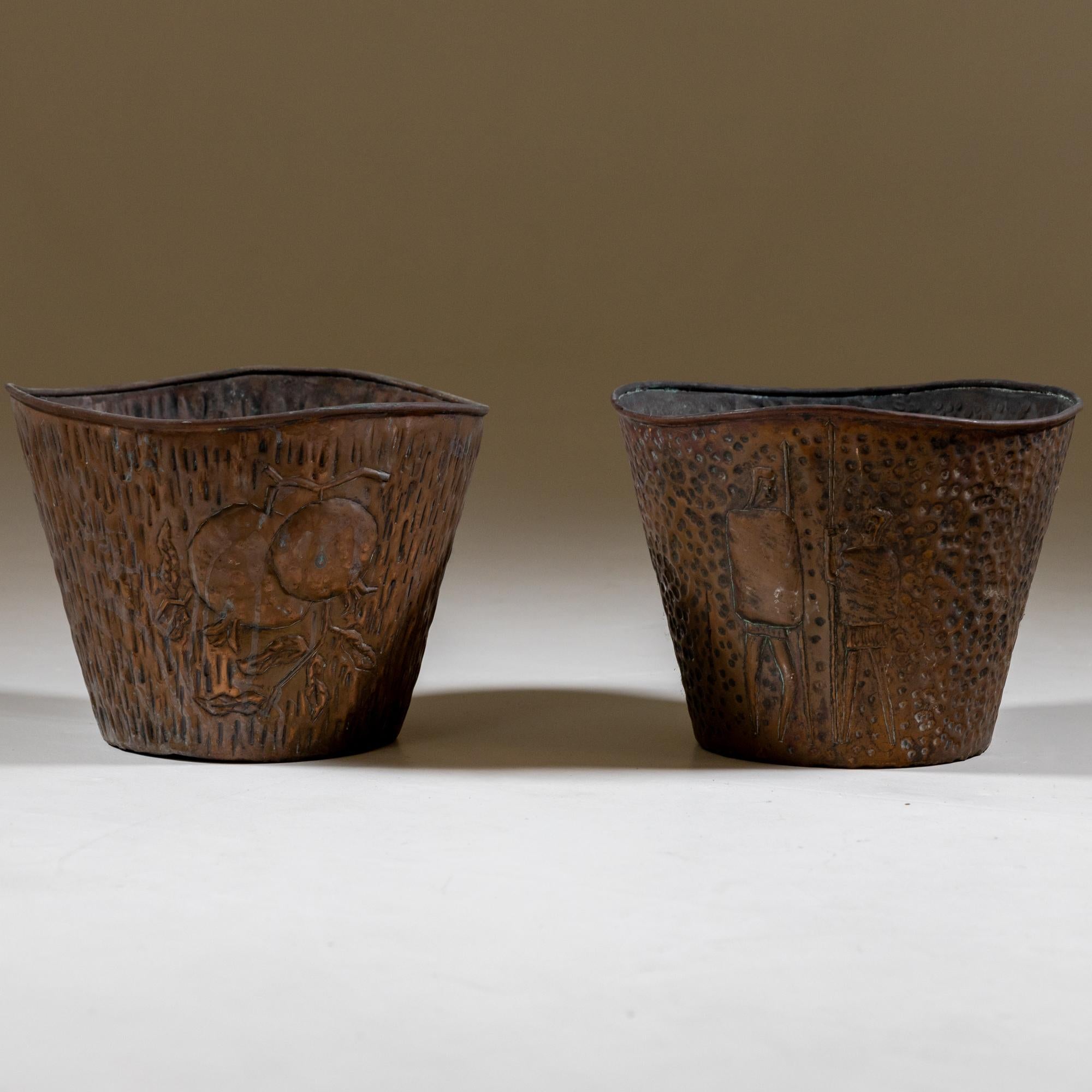 Copper Plant Pots, Italy Mid-20th Century In Good Condition For Sale In Greding, DE