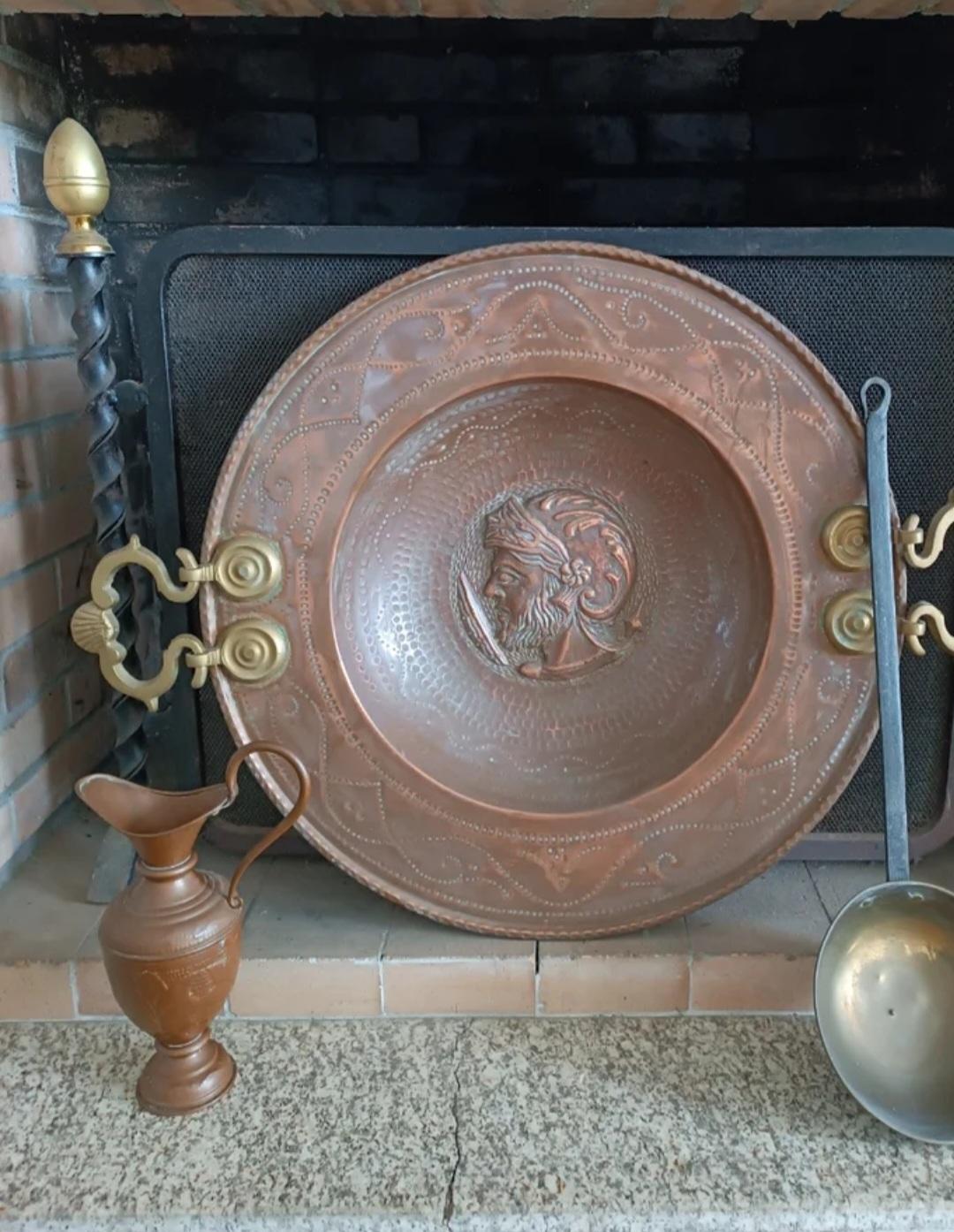 Espagnol Plaque de cuivre ou brasero  Grande plaque néo-renaissance  Décoration murale en vente