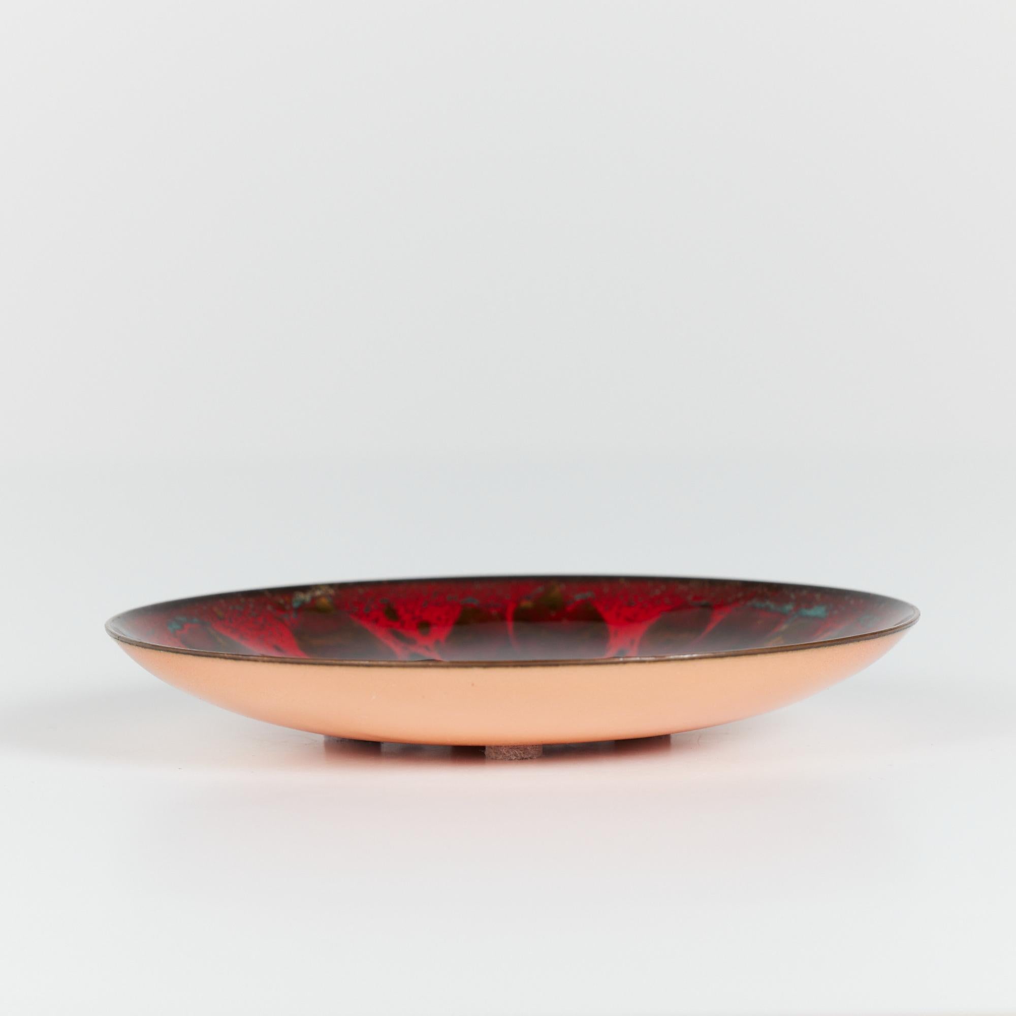 Copper Red Enameled Plate by Win Ng For Sale 2