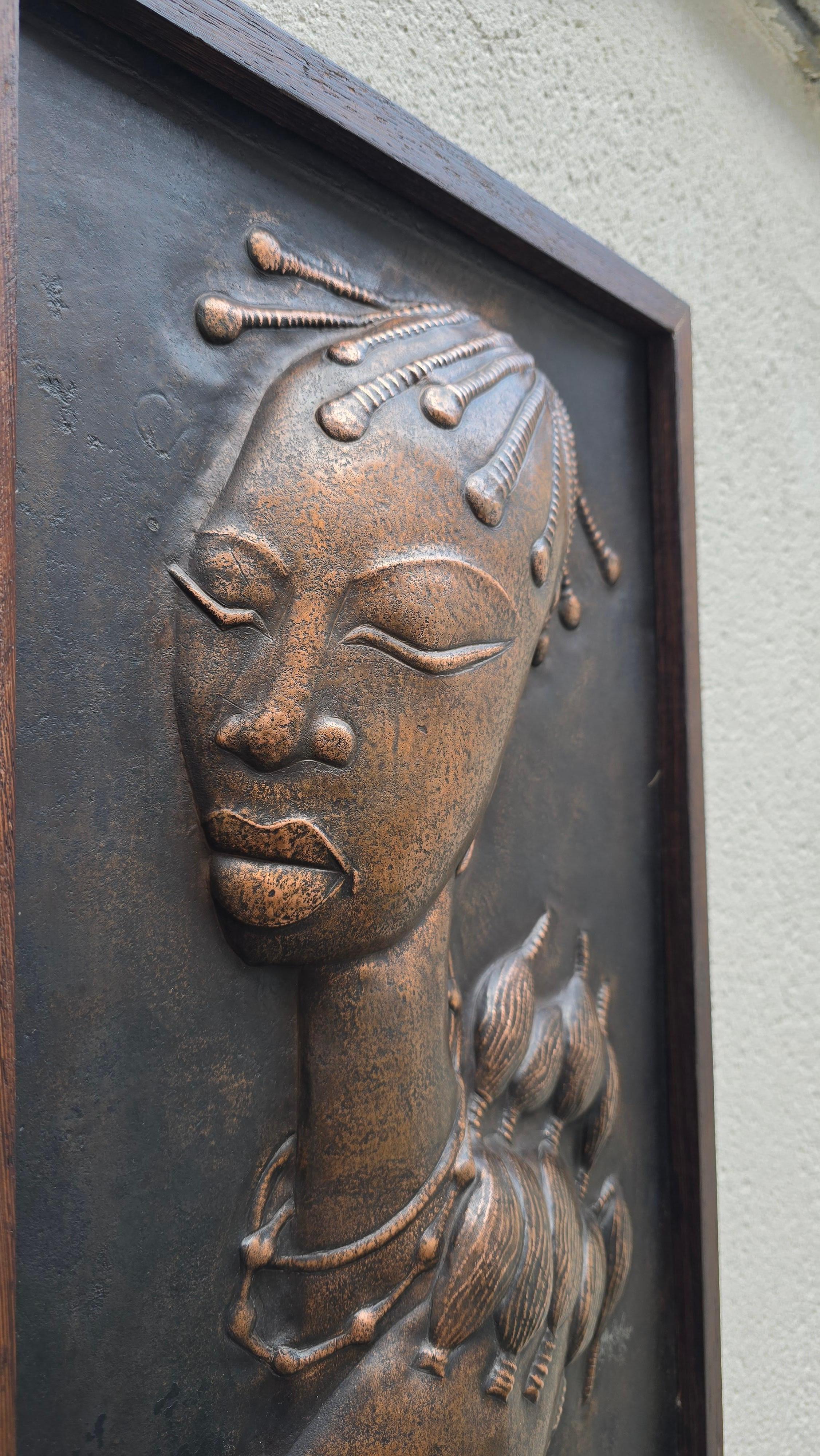 Copper Relief Artwork Female Portraits, Congo (1981) in vendita 3