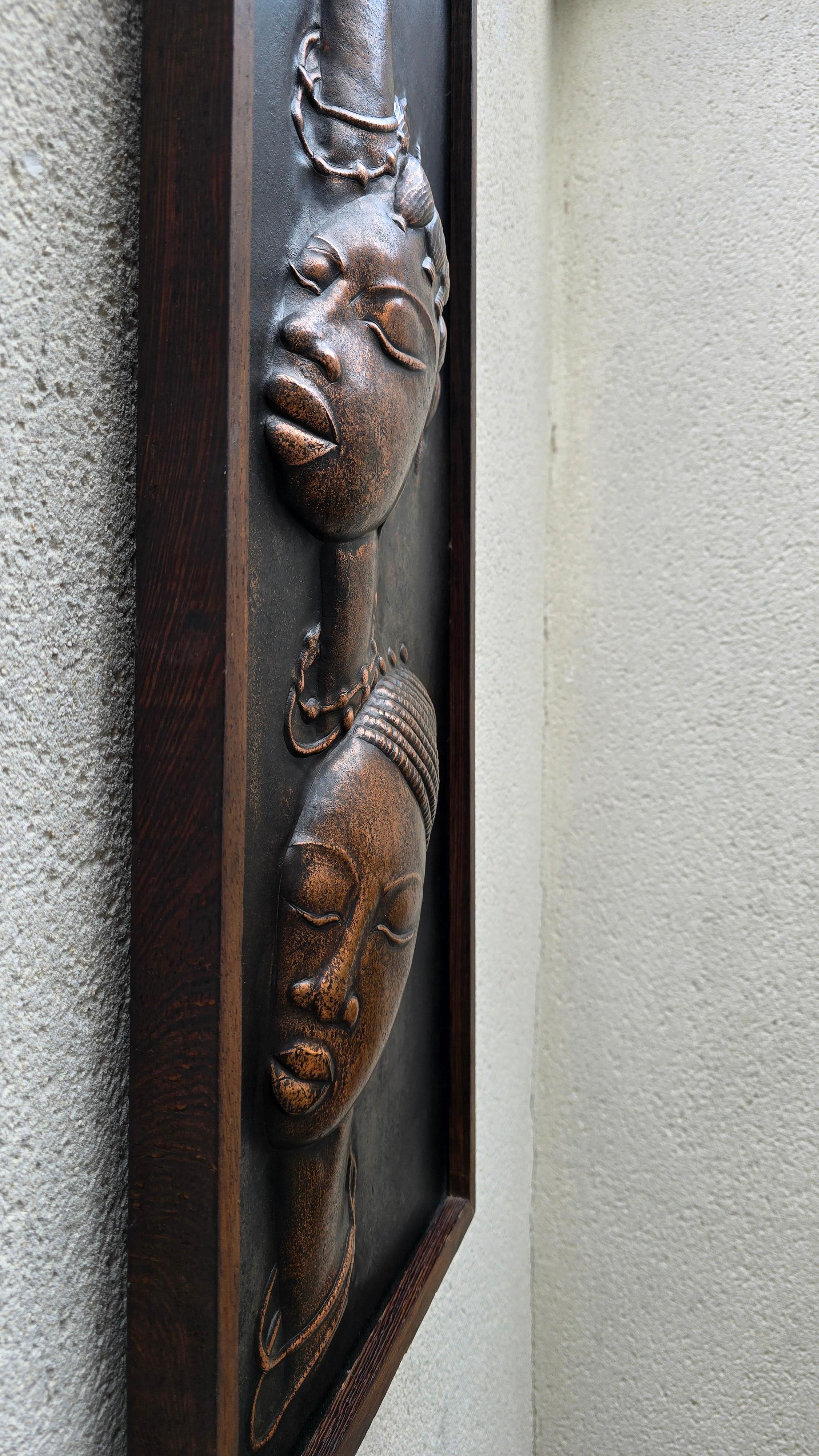 Martellato Copper Relief Artwork Female Portraits, Congo (1981) in vendita