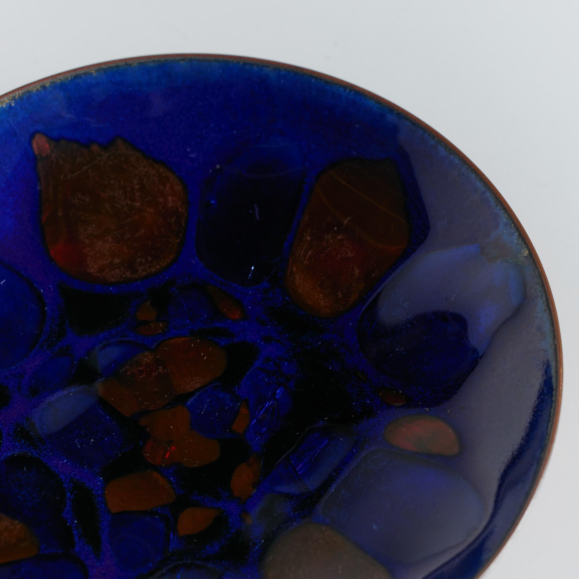 Copper Royal Blue Enameled Plate by Win Ng For Sale 4