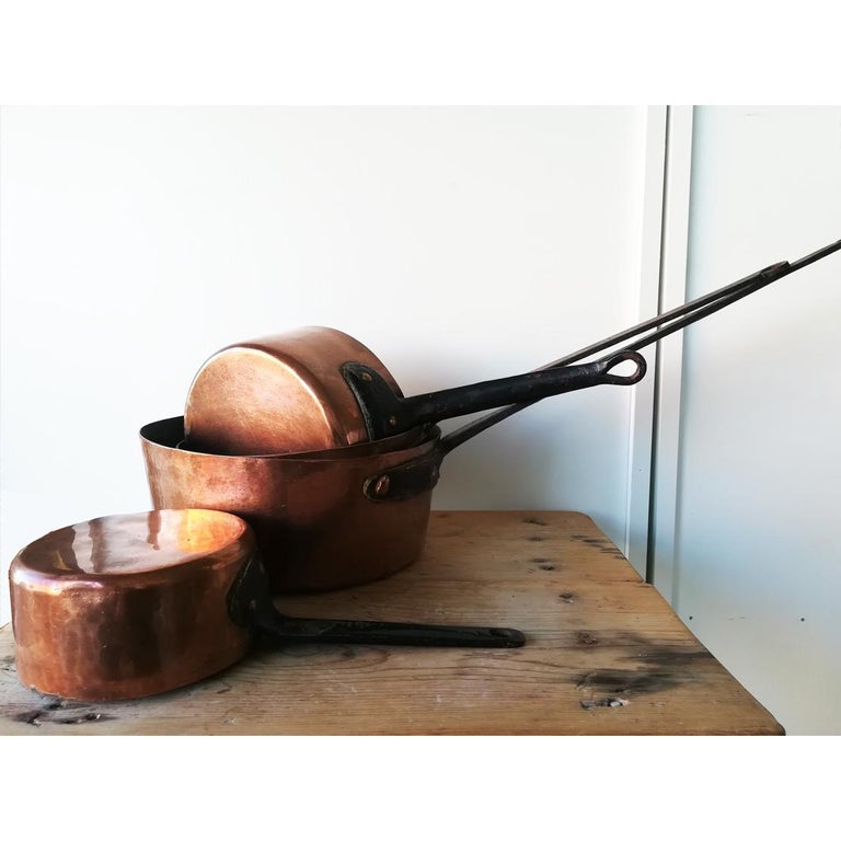 Copper Set of Four Spanish Handmade Saucepans, 19th Century For Sale at