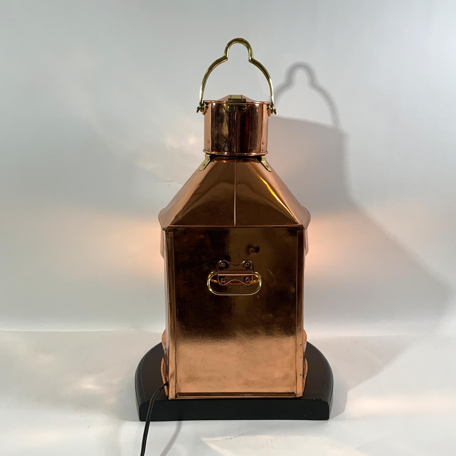 Copper Ships Masthead Lantern by Meteorite of England In Good Condition For Sale In Norwell, MA