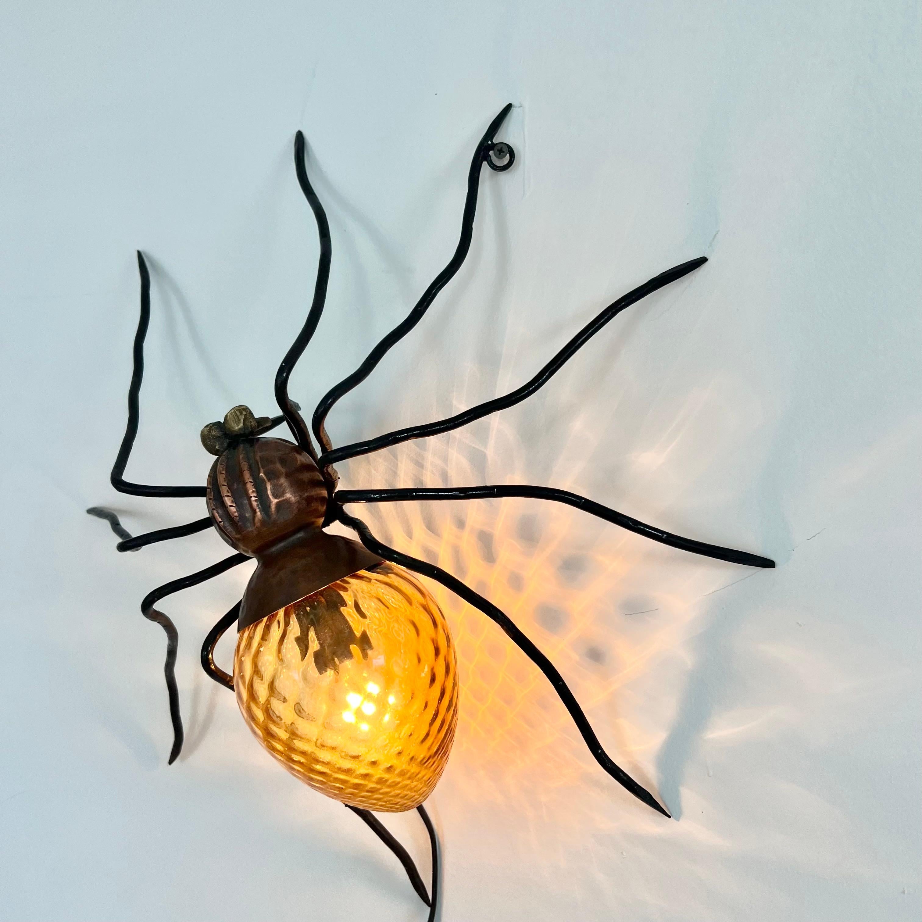 Copper Spider Sconce, 1960s Italy In Good Condition For Sale In Los Angeles, CA