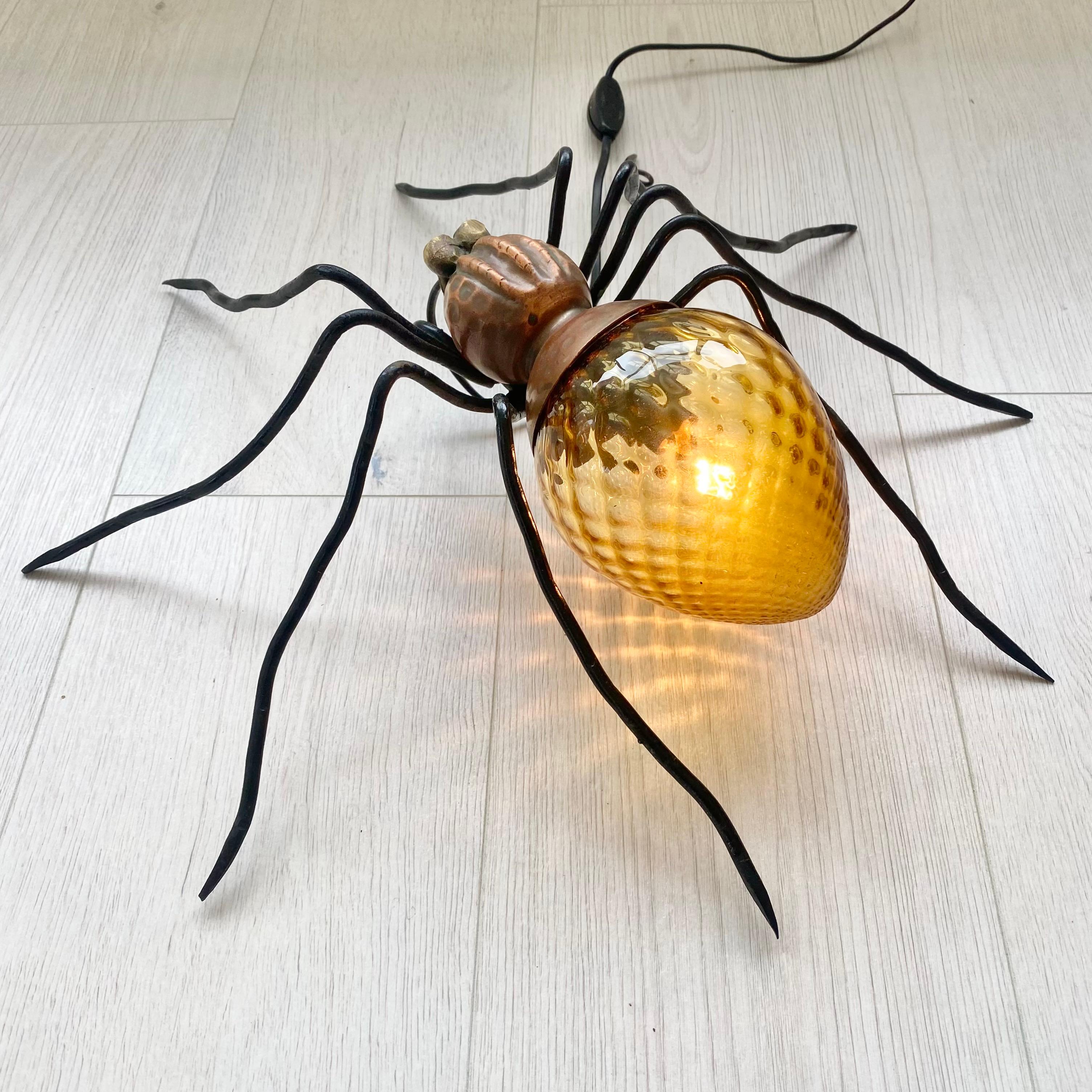 Milieu du XXe siècle Applique araignée en cuivre, Italie, années 1960 en vente