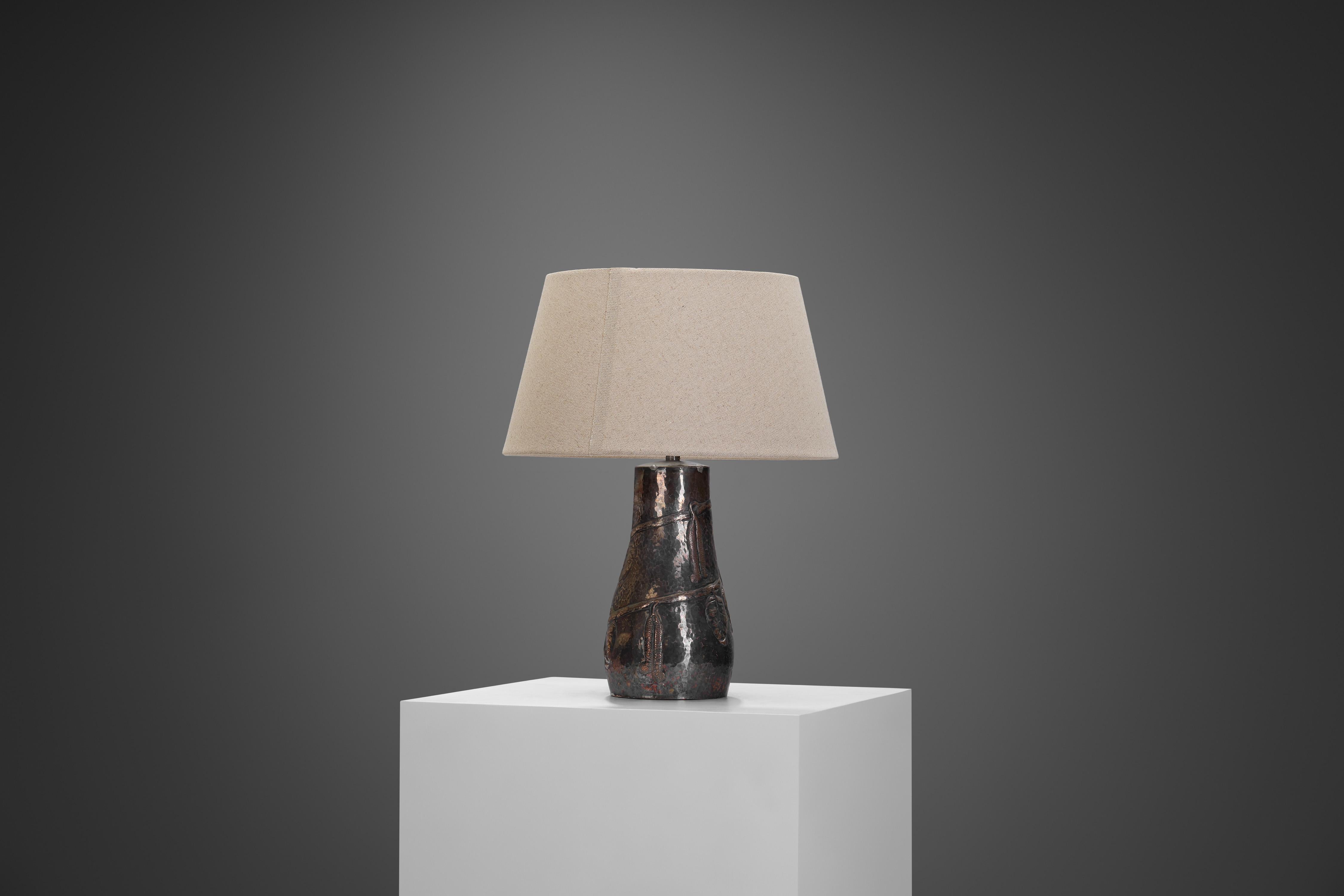 Lampe de table en cuivre pour Svensk Metallkonst AB, Suède Début du 20e siècle Bon état - En vente à Utrecht, NL