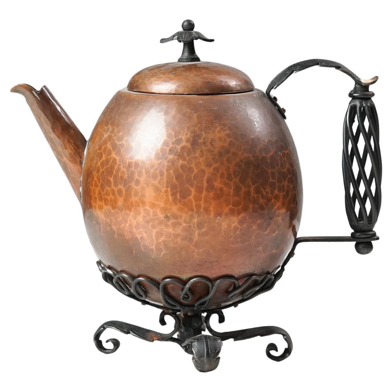 Copper teapot, Taidetakomo Hakkarainen, early 20th Century