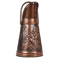 Portaombrelli in rame con rilievo martellato di una scena religiosa, Francia ca. 1900