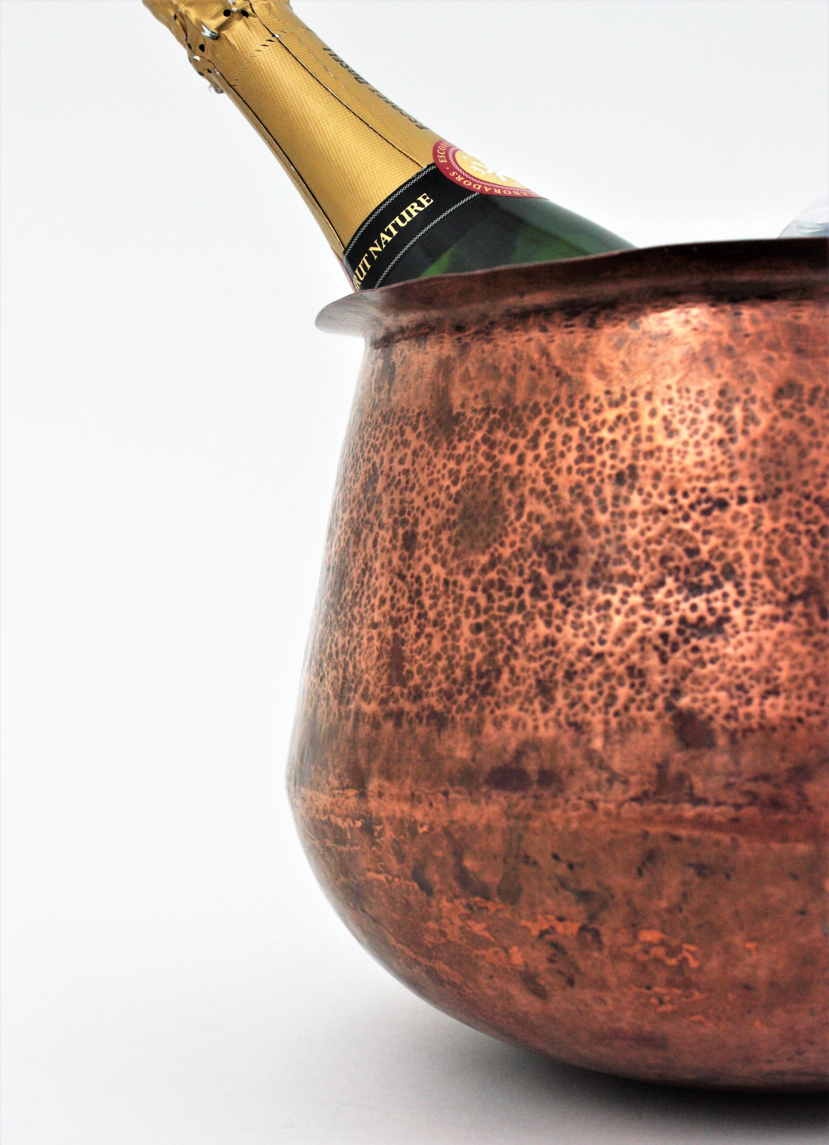 Hand Forged Copper Champagne Cooler Ice Bucket / Vessel For Sale 5