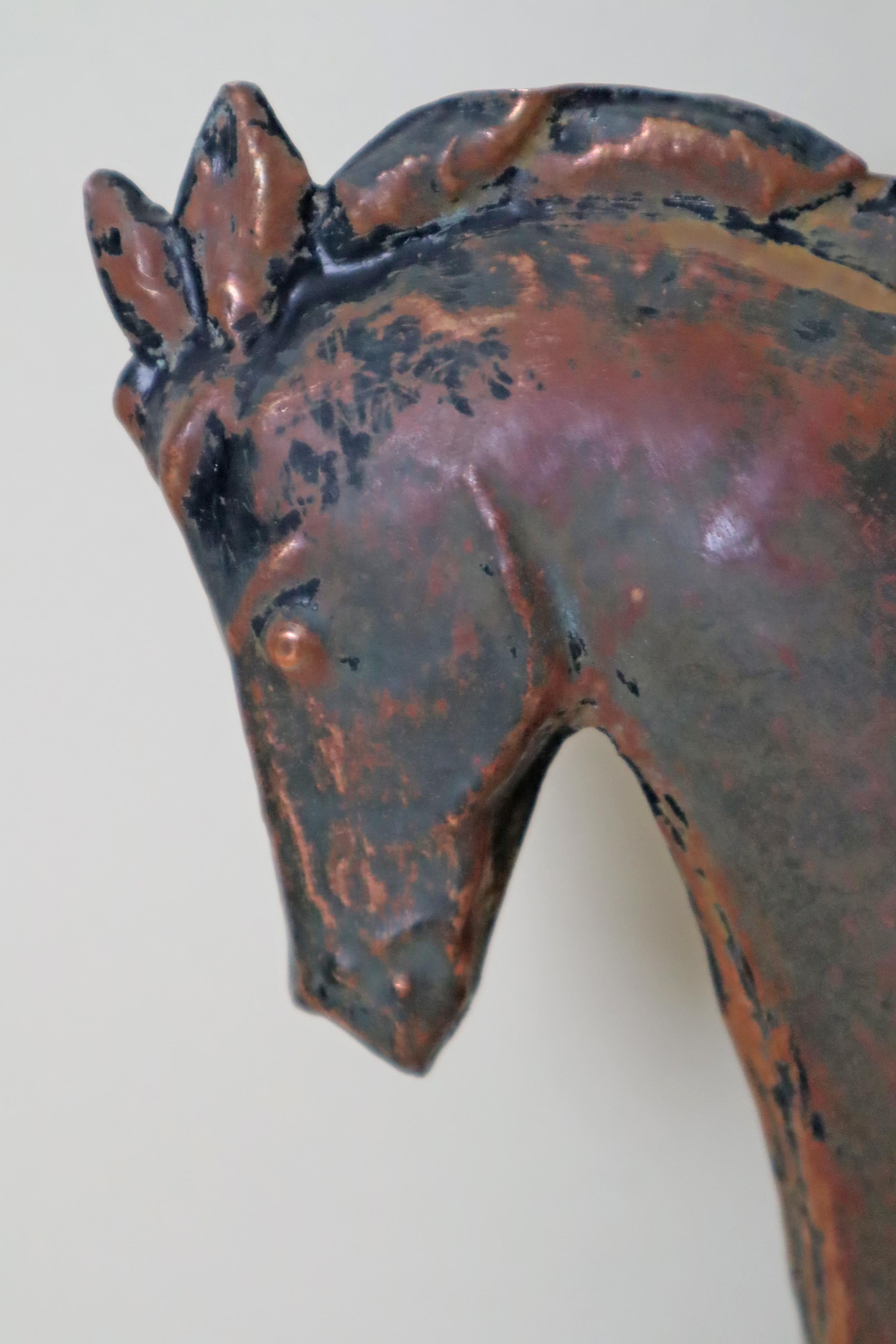 Martellato Lampada da parete in rame a forma di cavallo, Germania, anni '60 in vendita