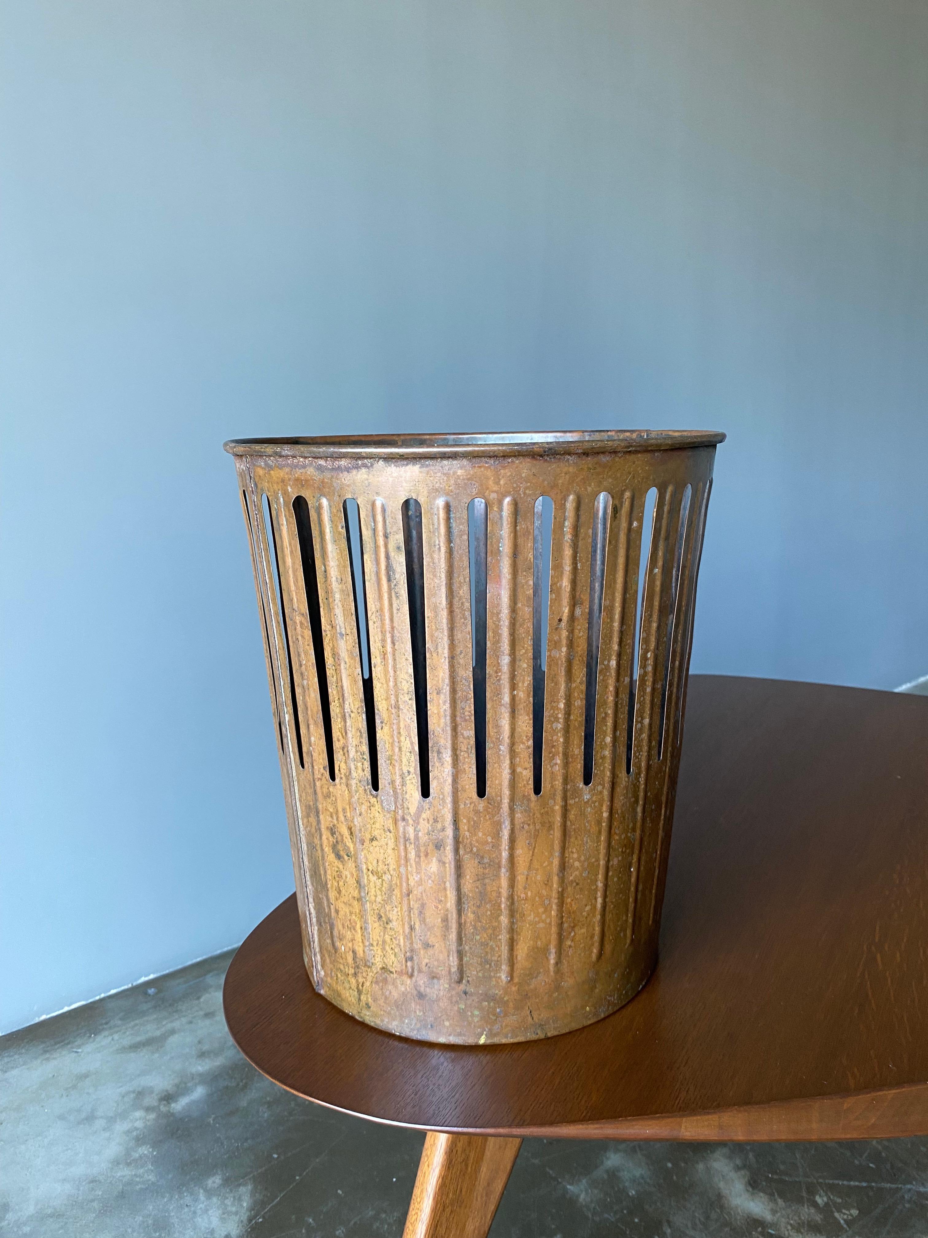 Copper Waste Basket by Erie Art Metal Co., 1920's 5