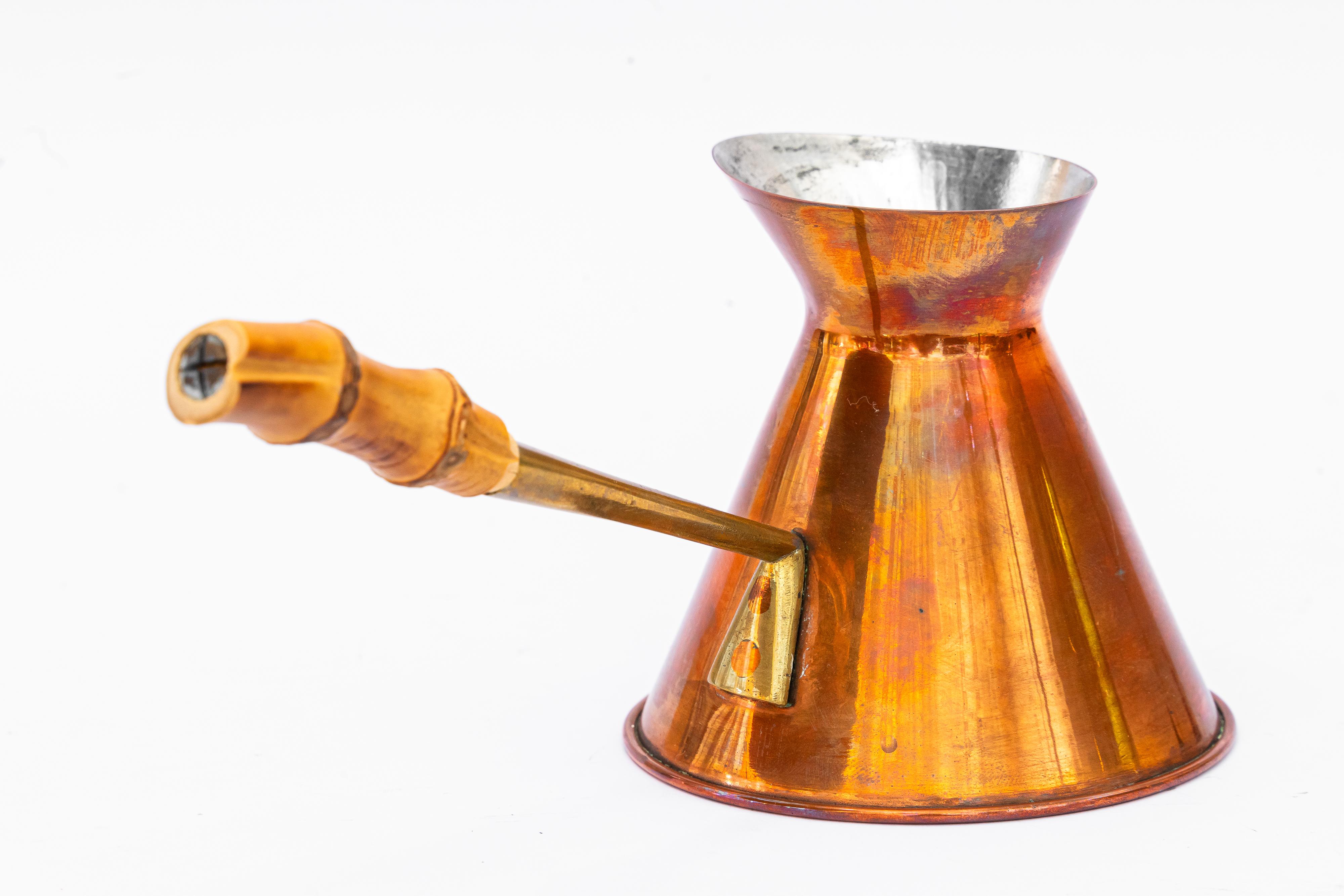Copper Watering Can Around, 1950s In Good Condition For Sale In Wien, AT