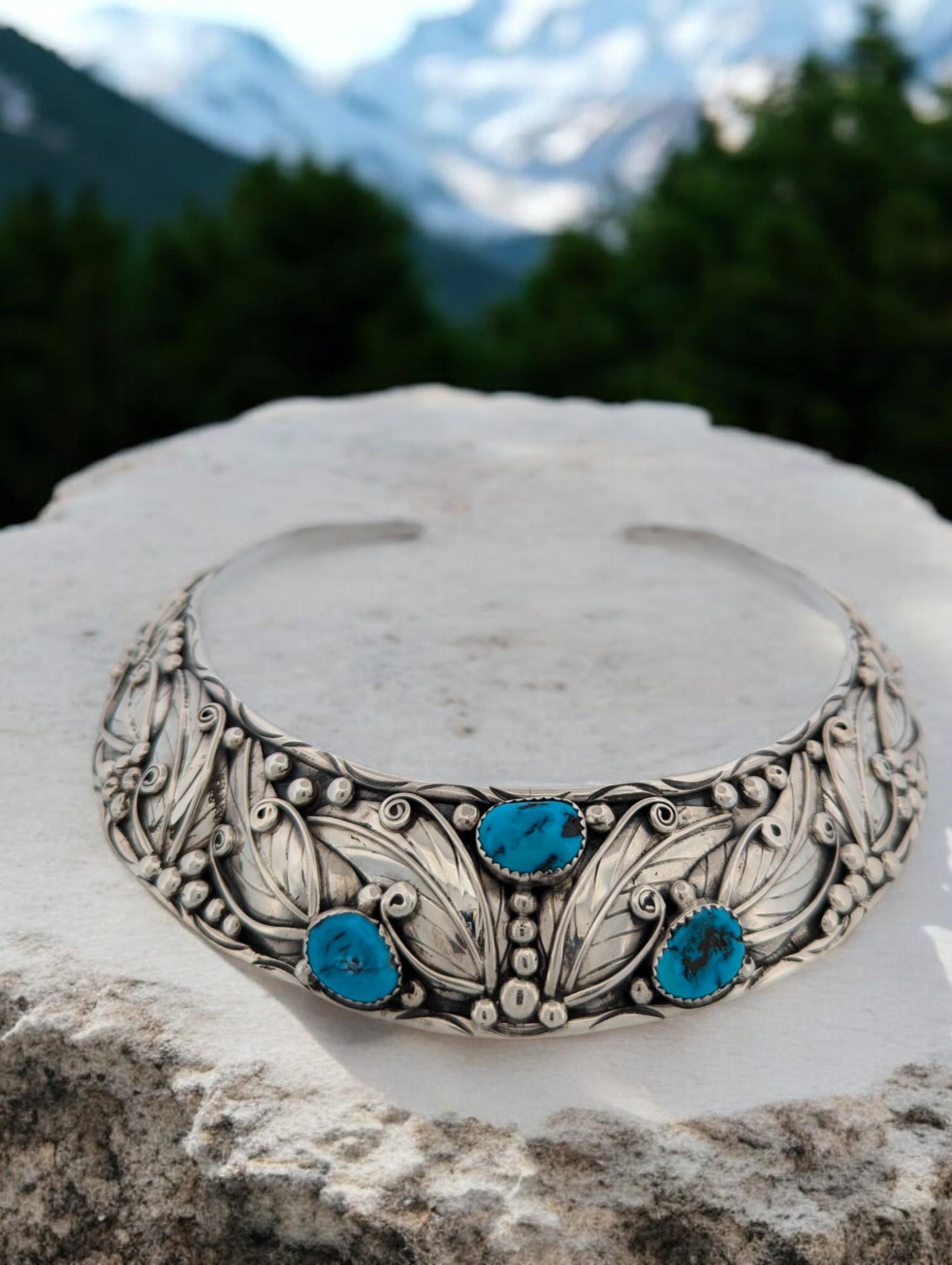 Native American Copperhead Creek  Vintage Sterling Silver Handmade Neck Torc with Three Blue