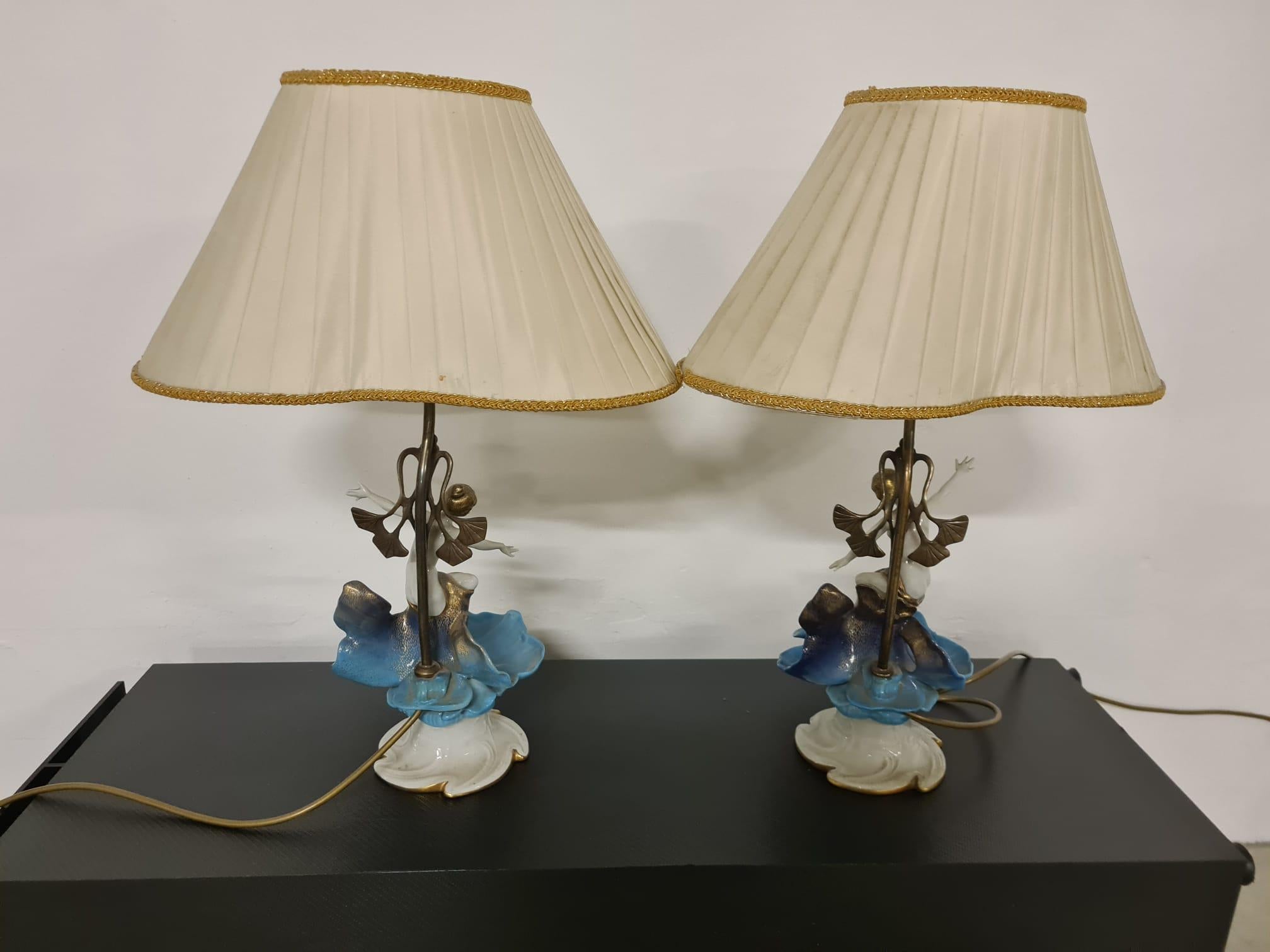 Paire de lampes de table en porcelaine Mangani Florence en vente 8