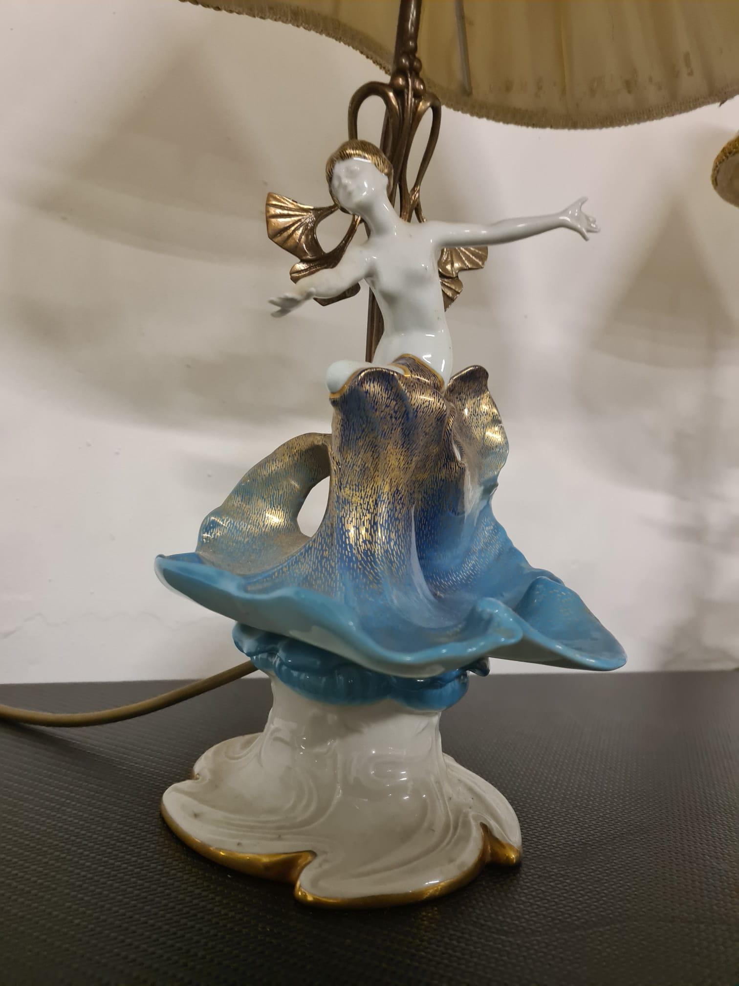 Paire de lampes de table en porcelaine Mangani Florence en vente 1