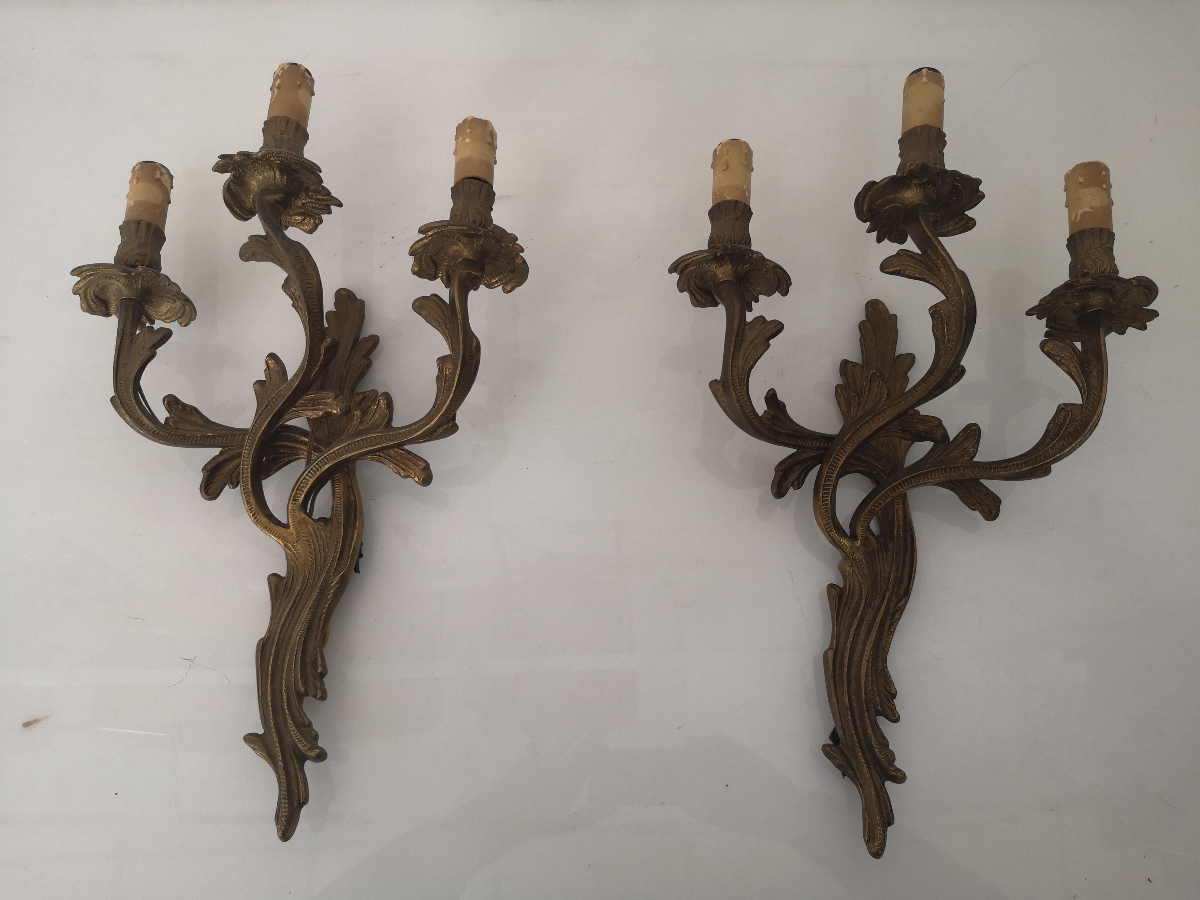 Pair of 3-light bronze wall sconces in Louis XV style 1940s For Sale 9