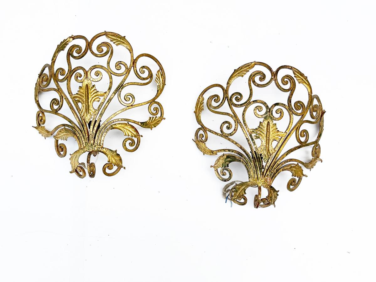 Pair of Attributed Gold Wrought Iron Appliques. Hills '50, Design' For Sale 1