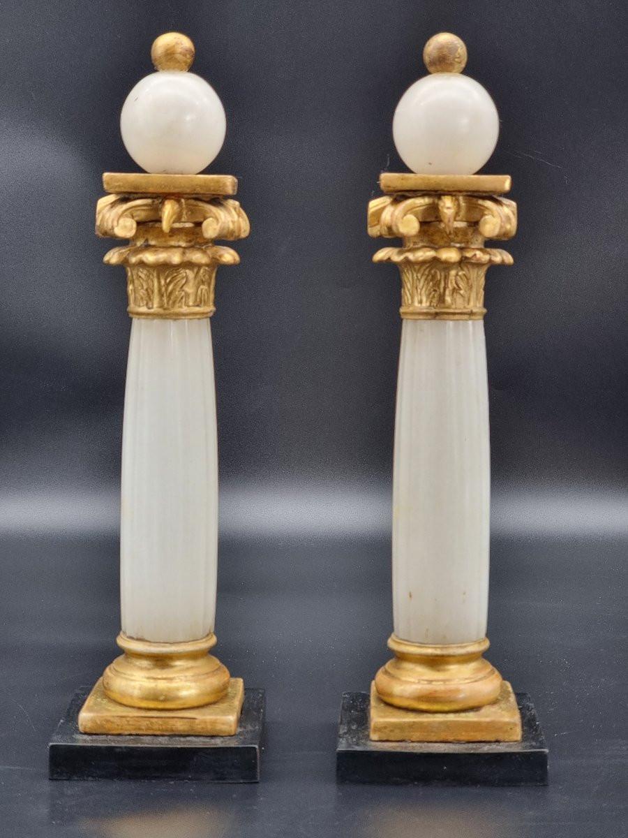 19th Century Coppia colonne neoclassiche in alabastro e legno dorato, inizi XIX in vendita