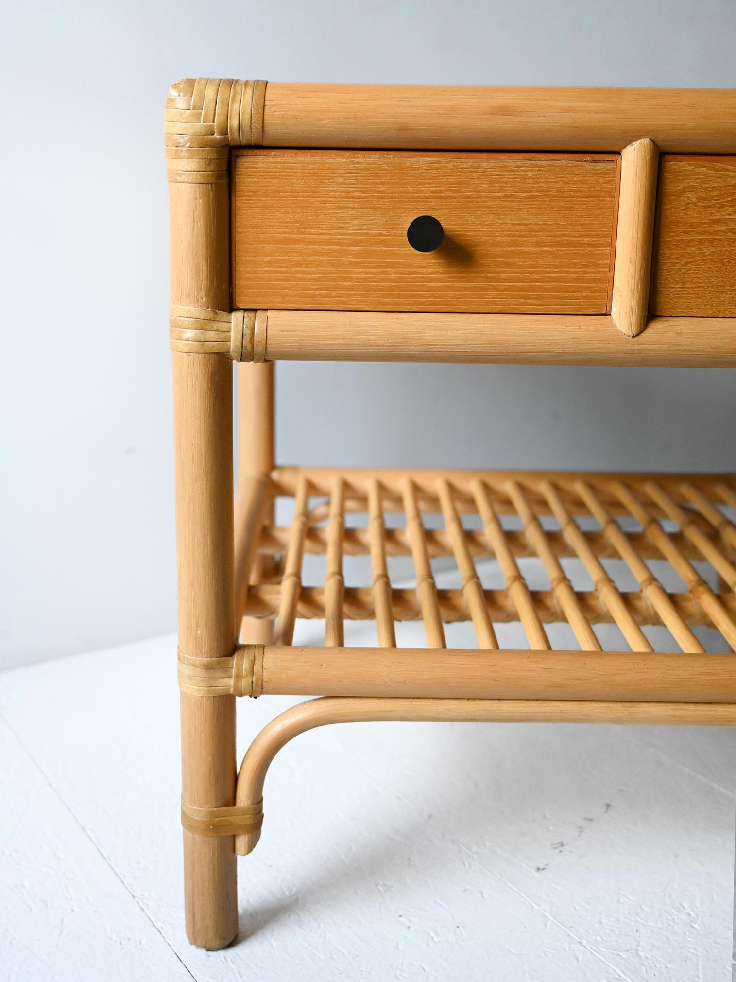 Bambou Paire de tables de chevet en bambou et rotin tressé DUX en vente