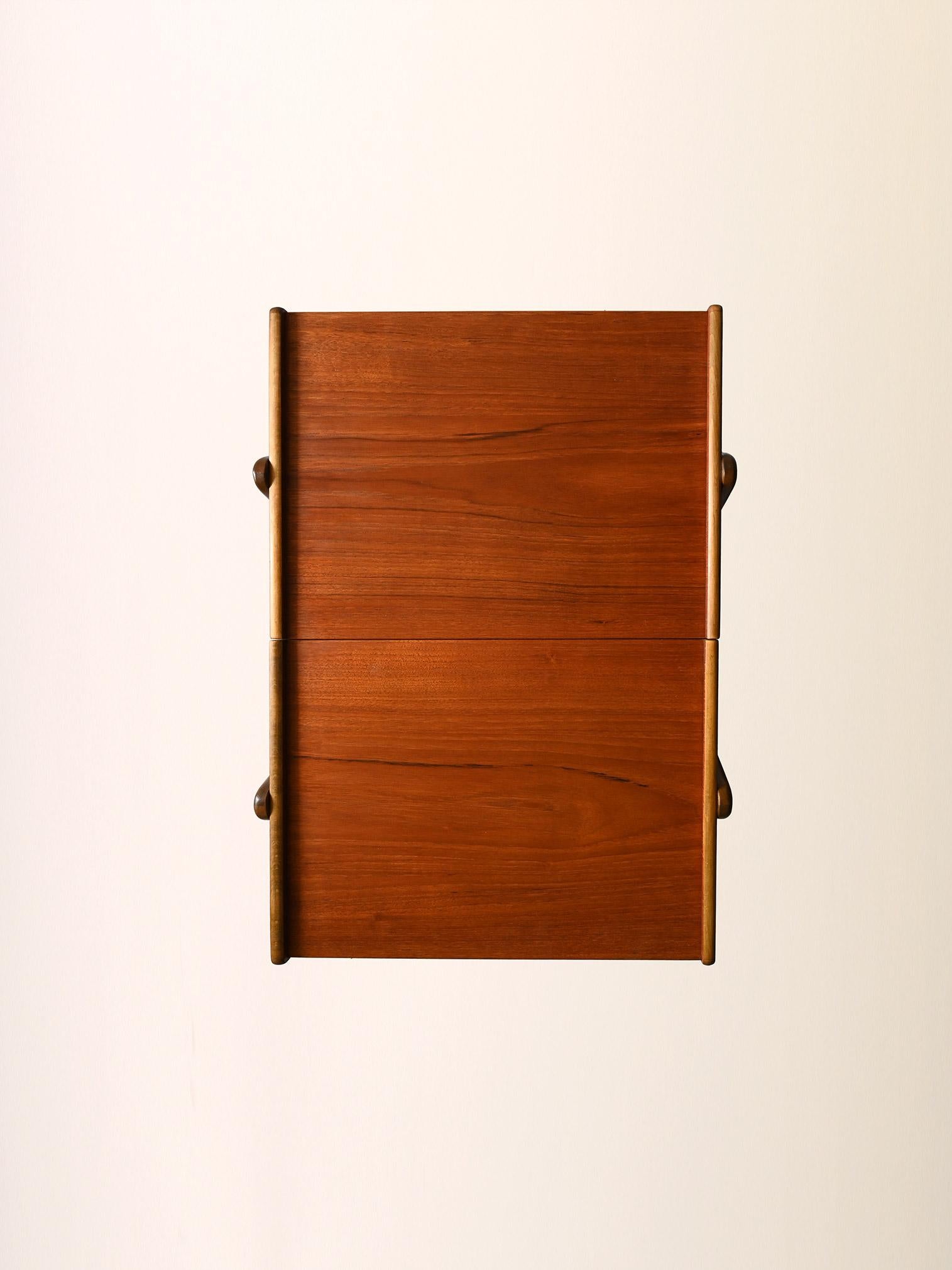 Teck Coppia comodini scandinavi in teak fine anni ’50 en vente