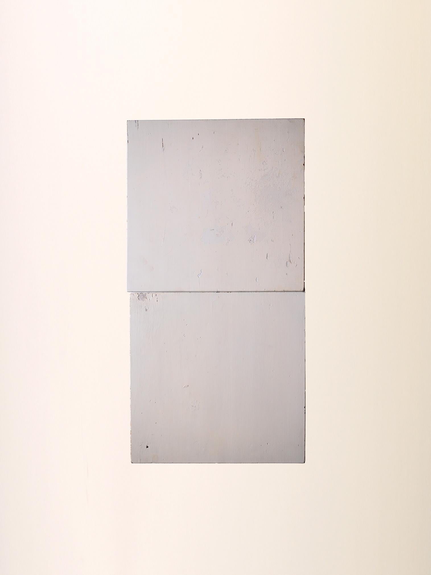 Coppia comodini scandinavi metà Novecento dipinti di bianco in vendita 6