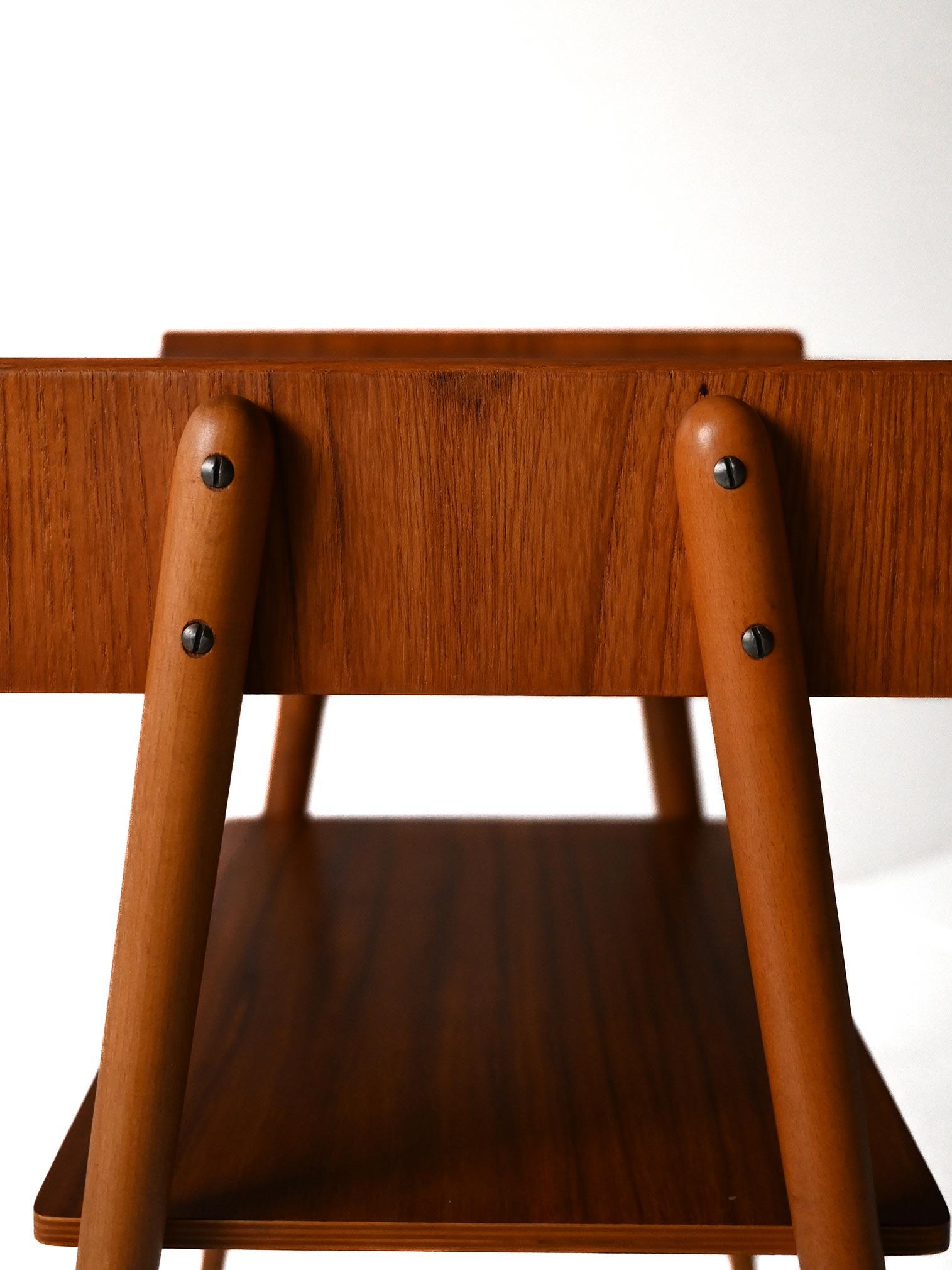 Coppia comodini scandinavi teak con cassetto a scomparsa in vendita 1