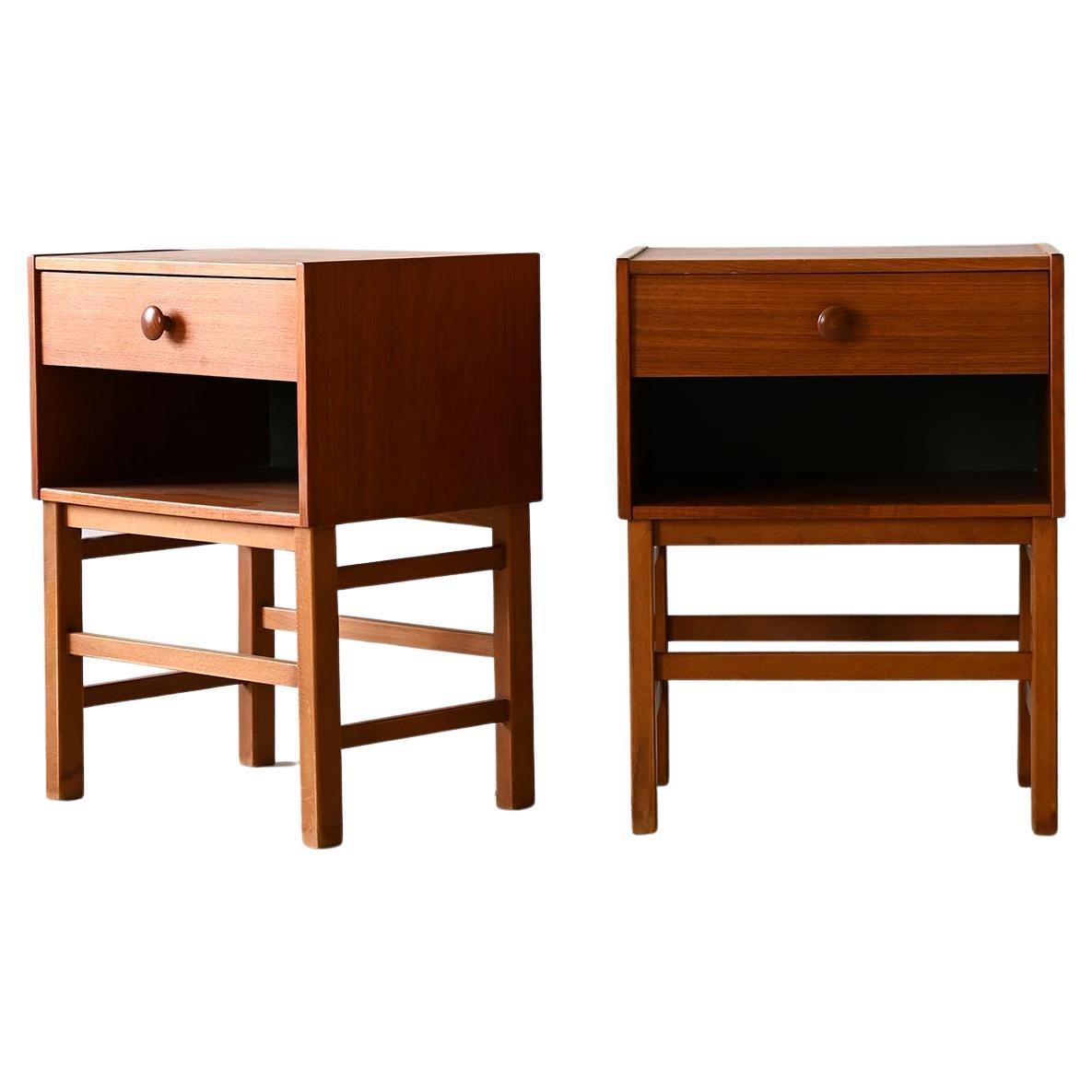 Pair of square nightstands of Nordic manufacture For Sale