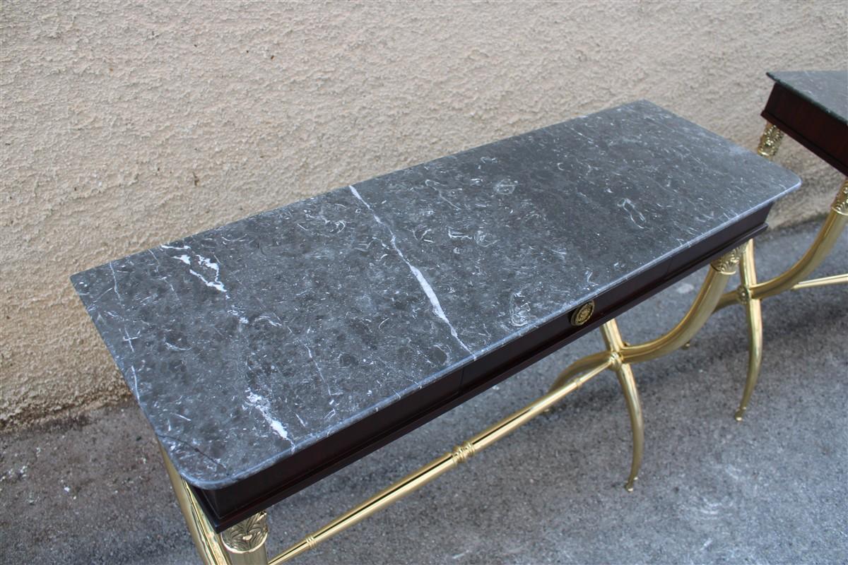 Mid-Century moderno Coppia Console Ecclettiche 1950 Italia Paolo Buffa Design marmo nero Ottone in vendita
