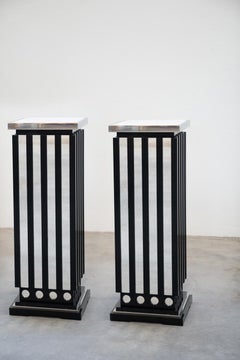 Pair of Exhibit style display cases, set of 2, 1980s
