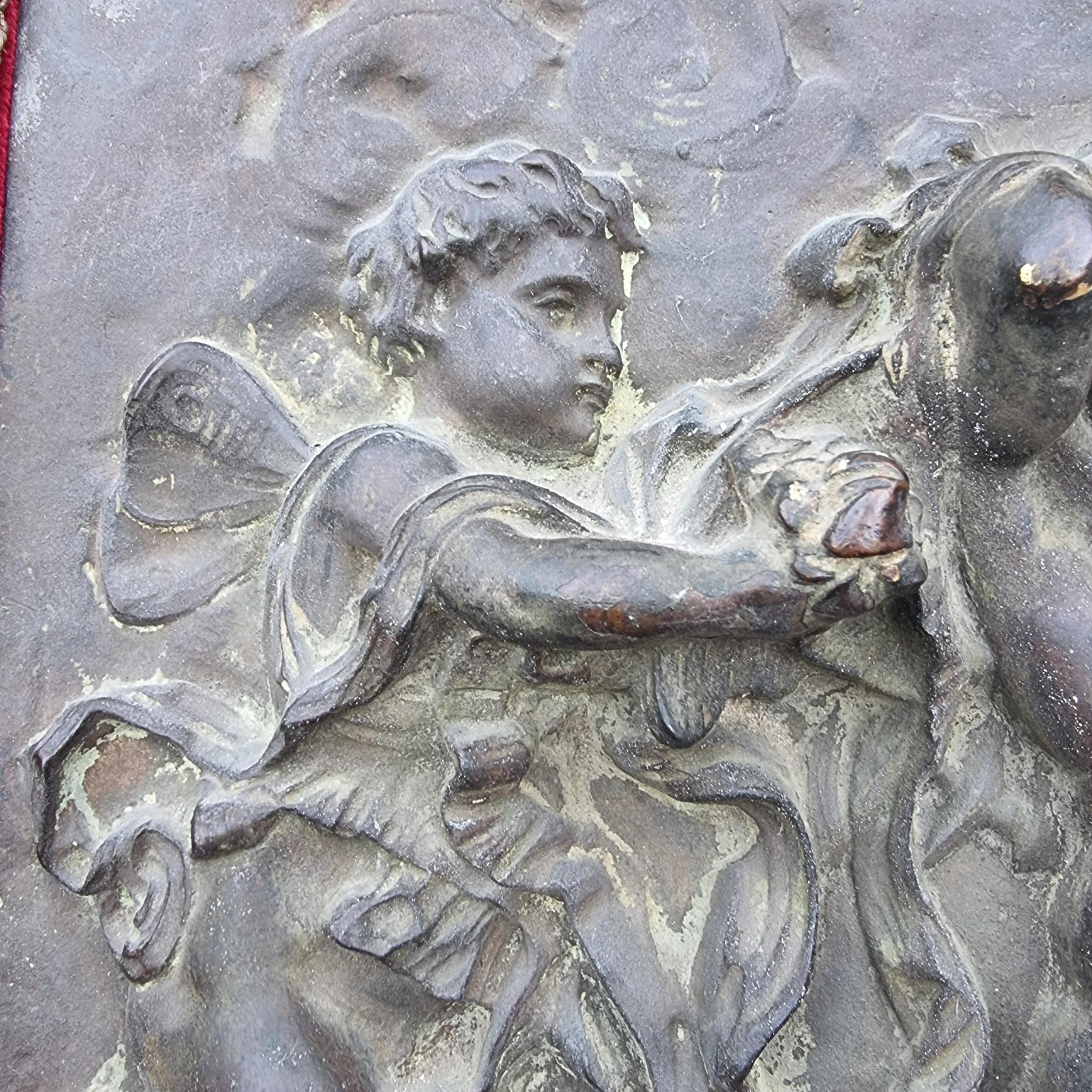 Pair of neoclassical bronze high reliefs 1780 putti game For Sale 4