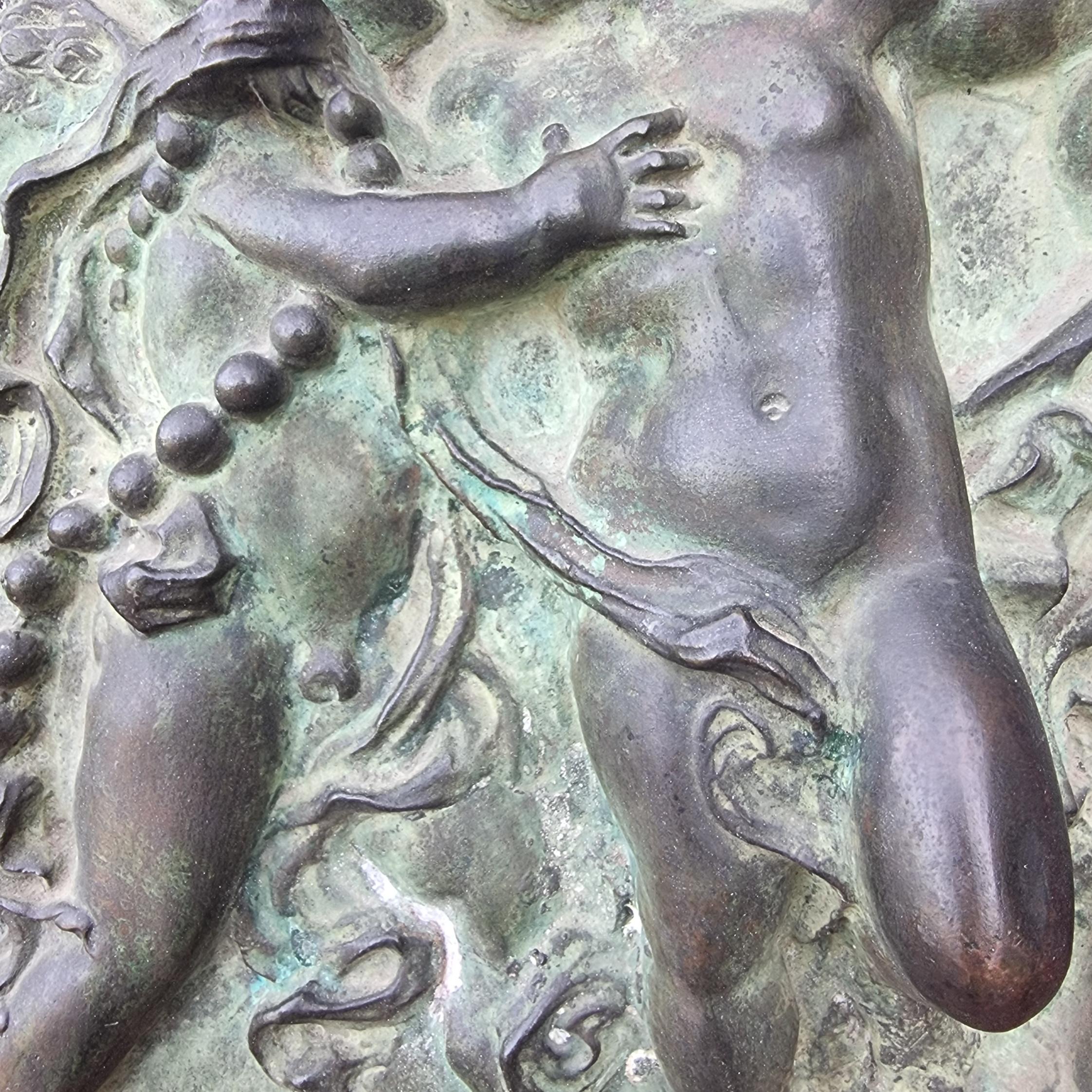 Pair of neoclassical bronze high reliefs 1780 putti game For Sale 6