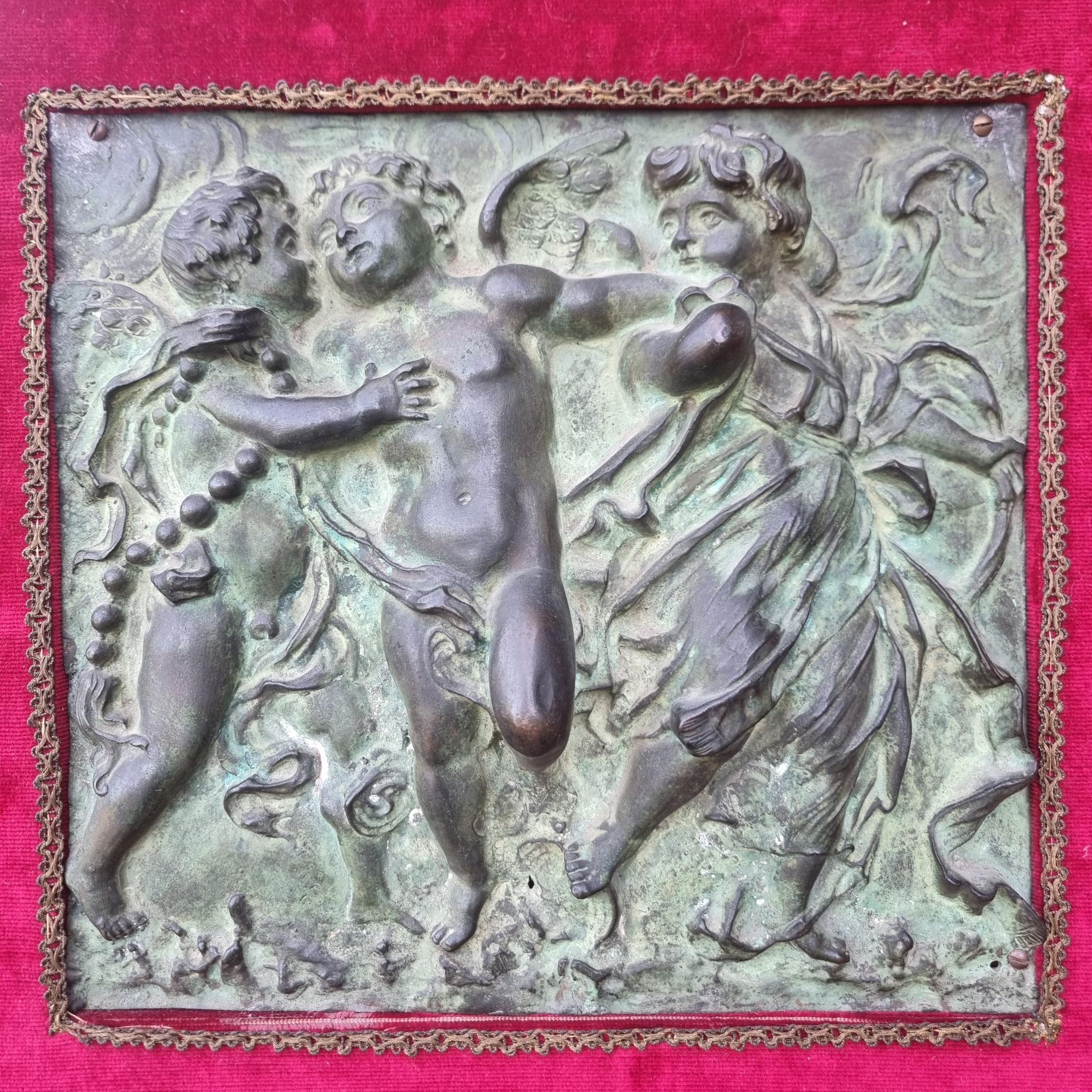 Bronze Pair of neoclassical bronze high reliefs 1780 putti game For Sale