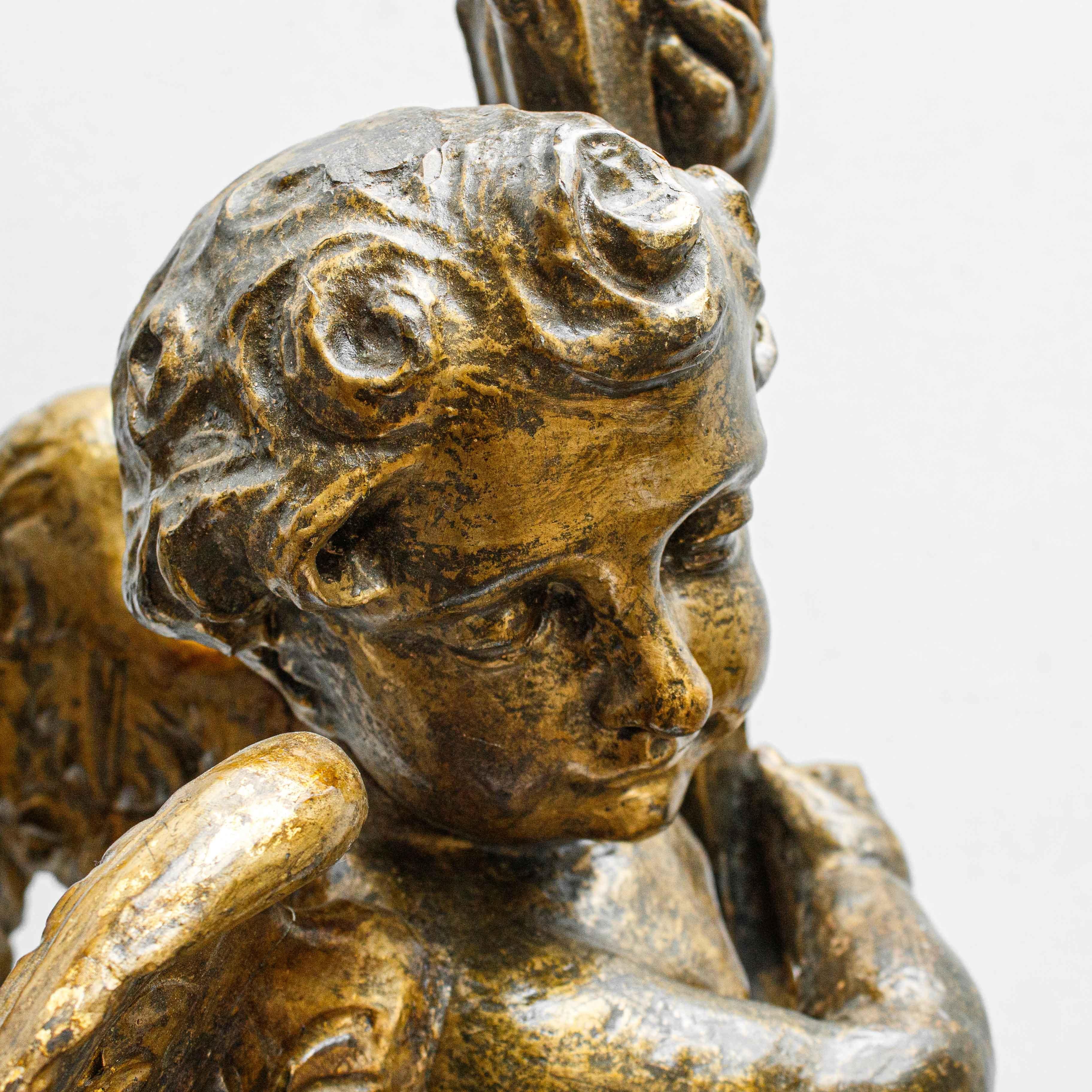 Pair of candle-bearing angels, Carved and gilded wood, 18th century For Sale 11
