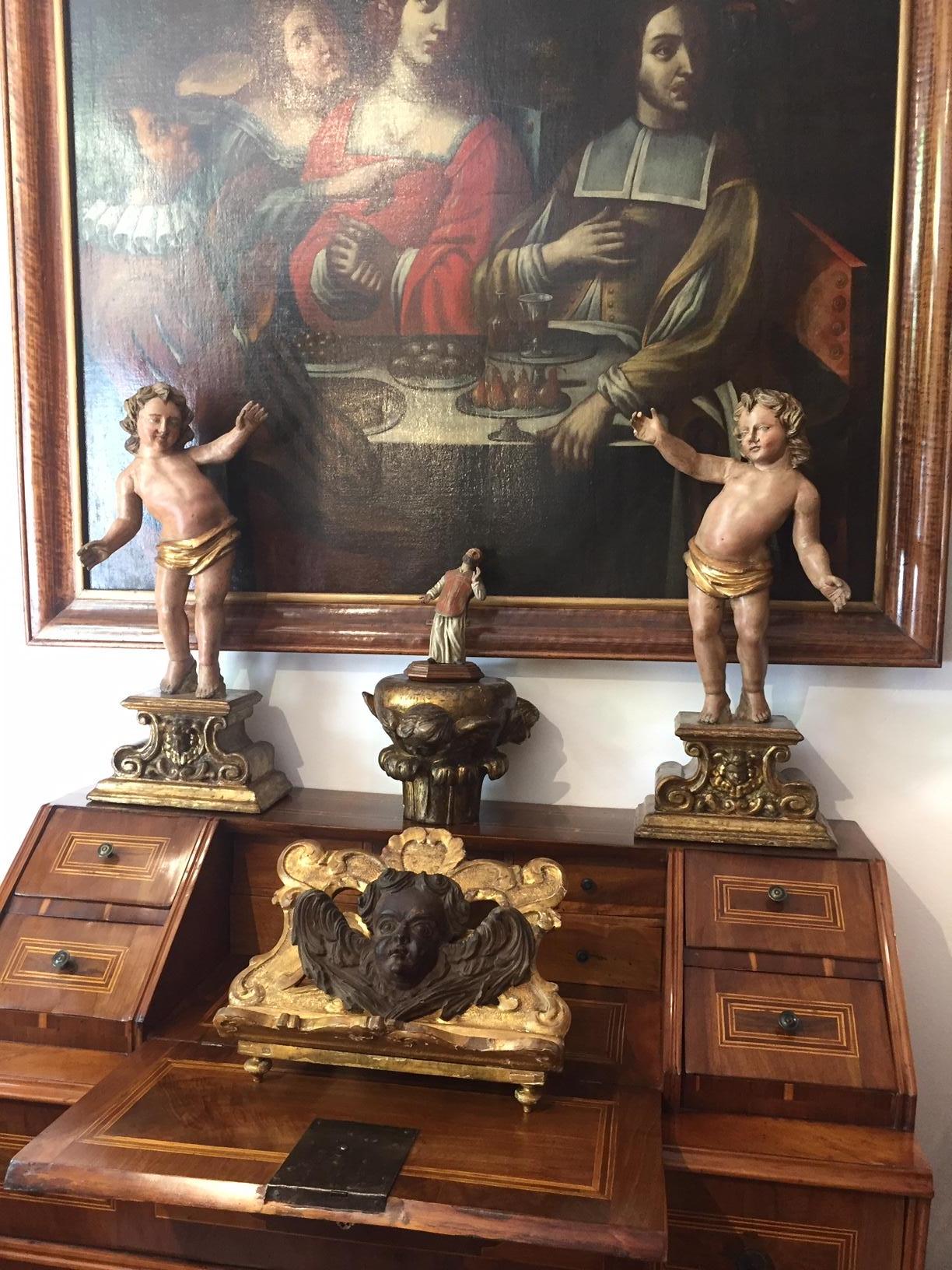 Pair of Angels on Carved Base from the 1700s For Sale 9