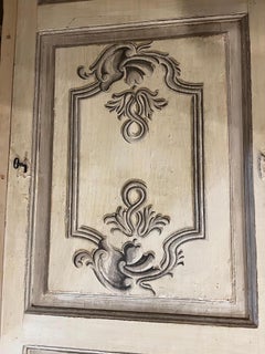 Coppia di angoliere laccate, epoca '700.