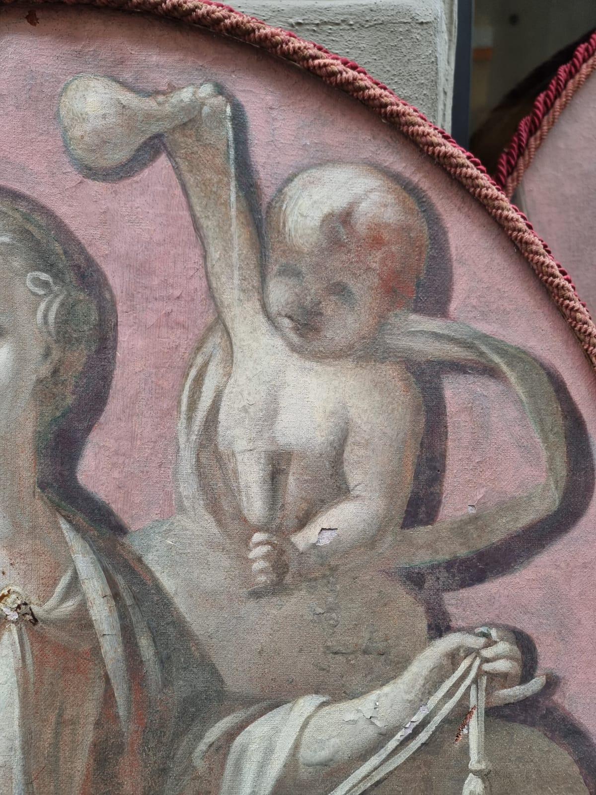 Coppia di antichi dipinti ovali XVIII secolo in vendita 6