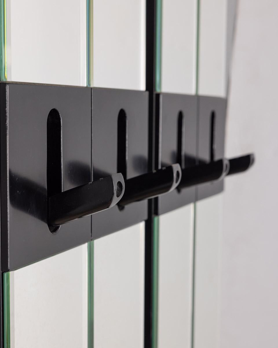 Paire de patères murales avec miroirs vintage des années 1970 design italien Bon état - En vente à None, IT